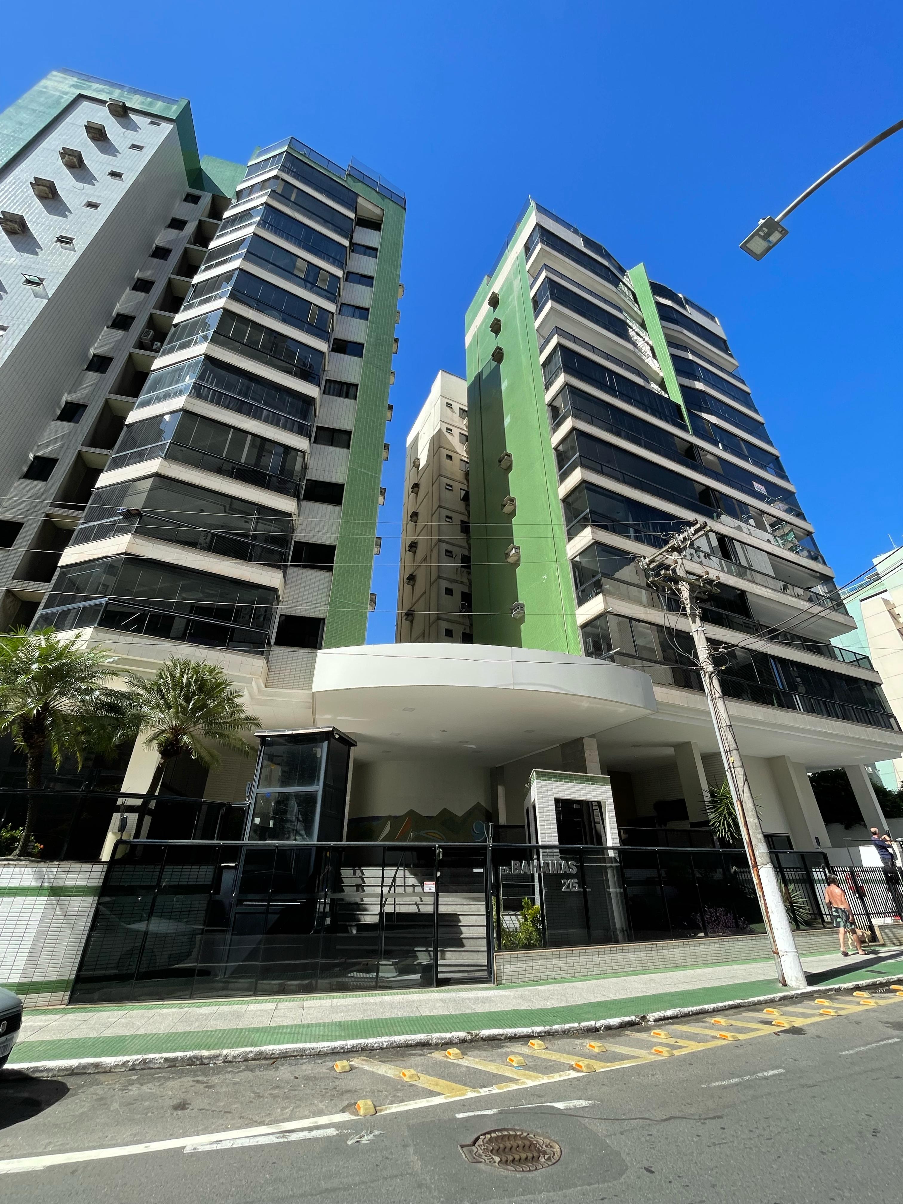 APARTAMENTO DE 3 QUARTOS NA PRAIA DA COSTA 1 QUADRA DO MAR