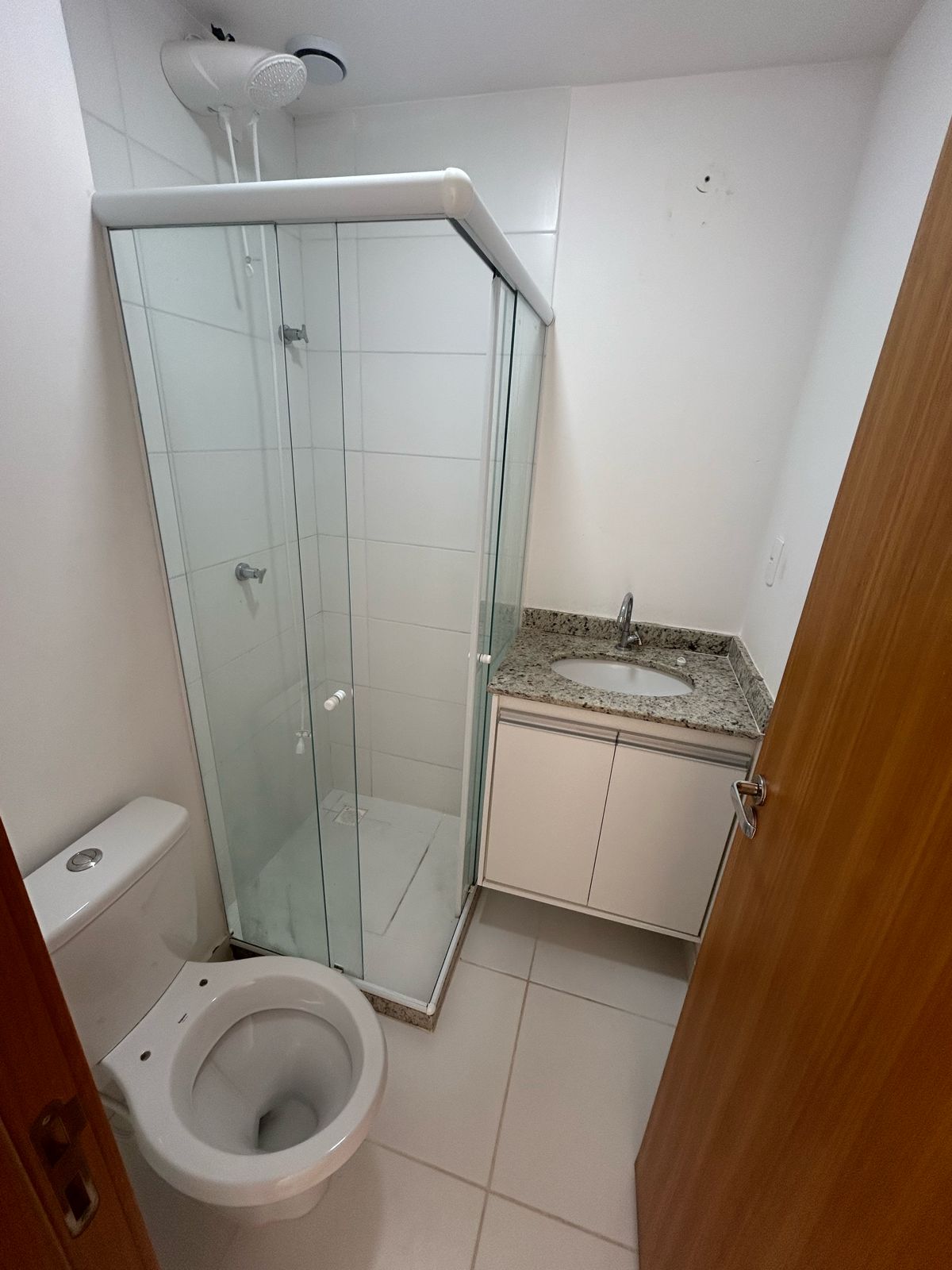 Locação de 1  quarto em Wave Itapuã