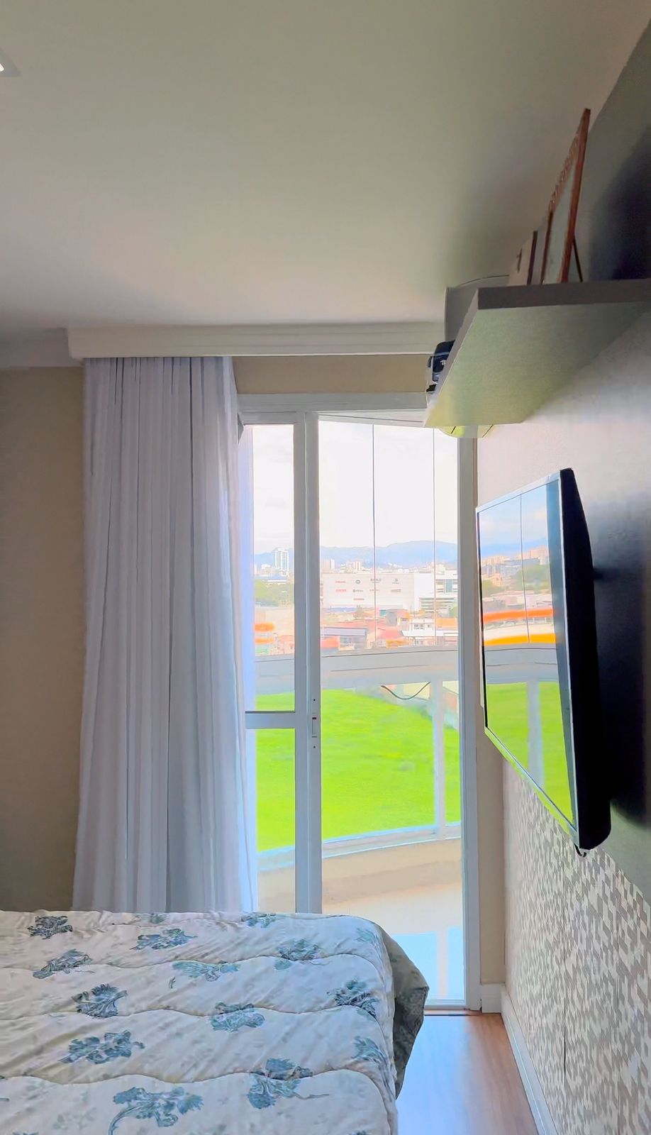 Raridade! 2 Quartos, 3 Vagas e Lazer Completo em Itapuã