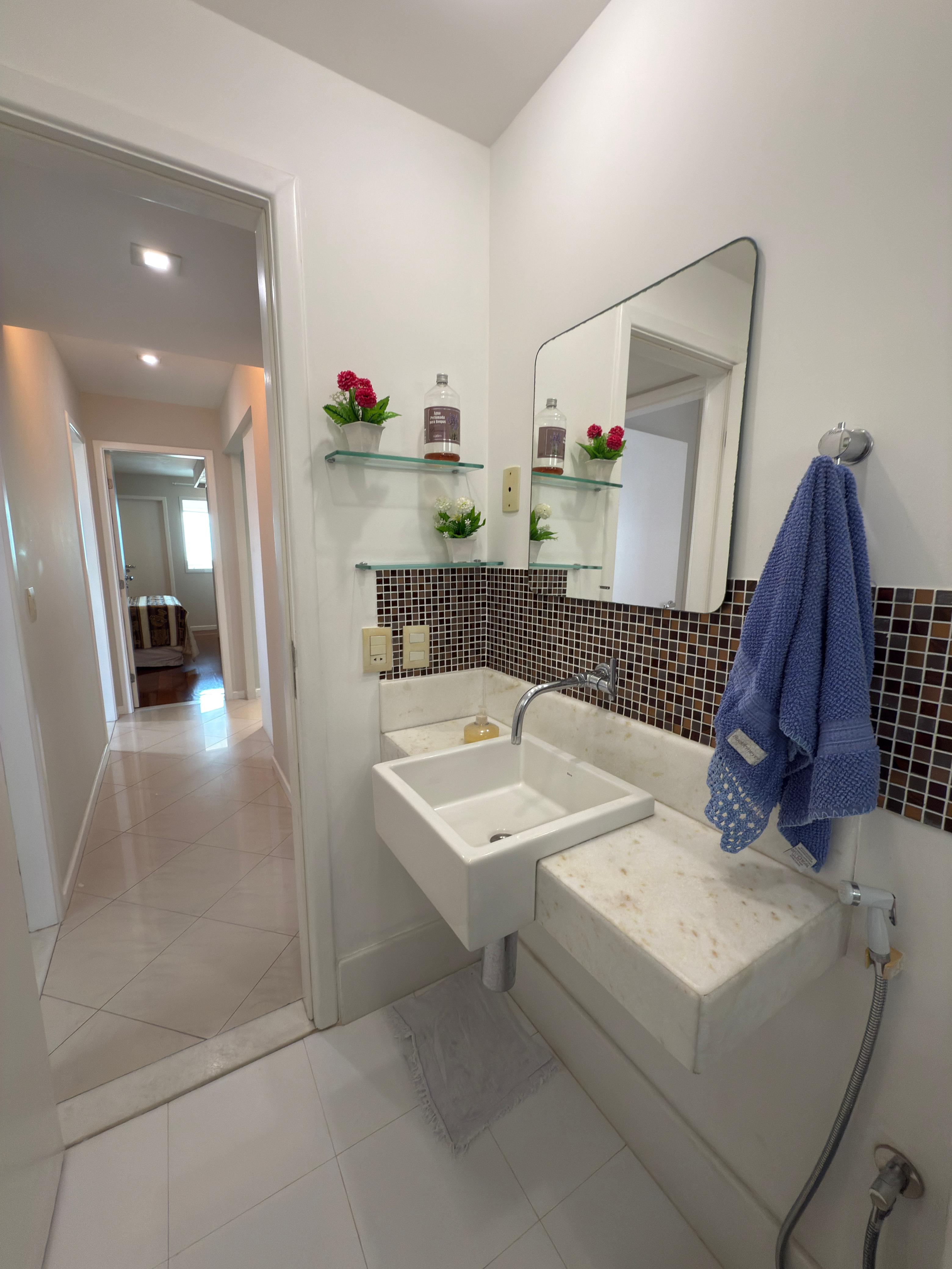 Apartamento 130m² Frente ao Mar – Praia de Itaparica