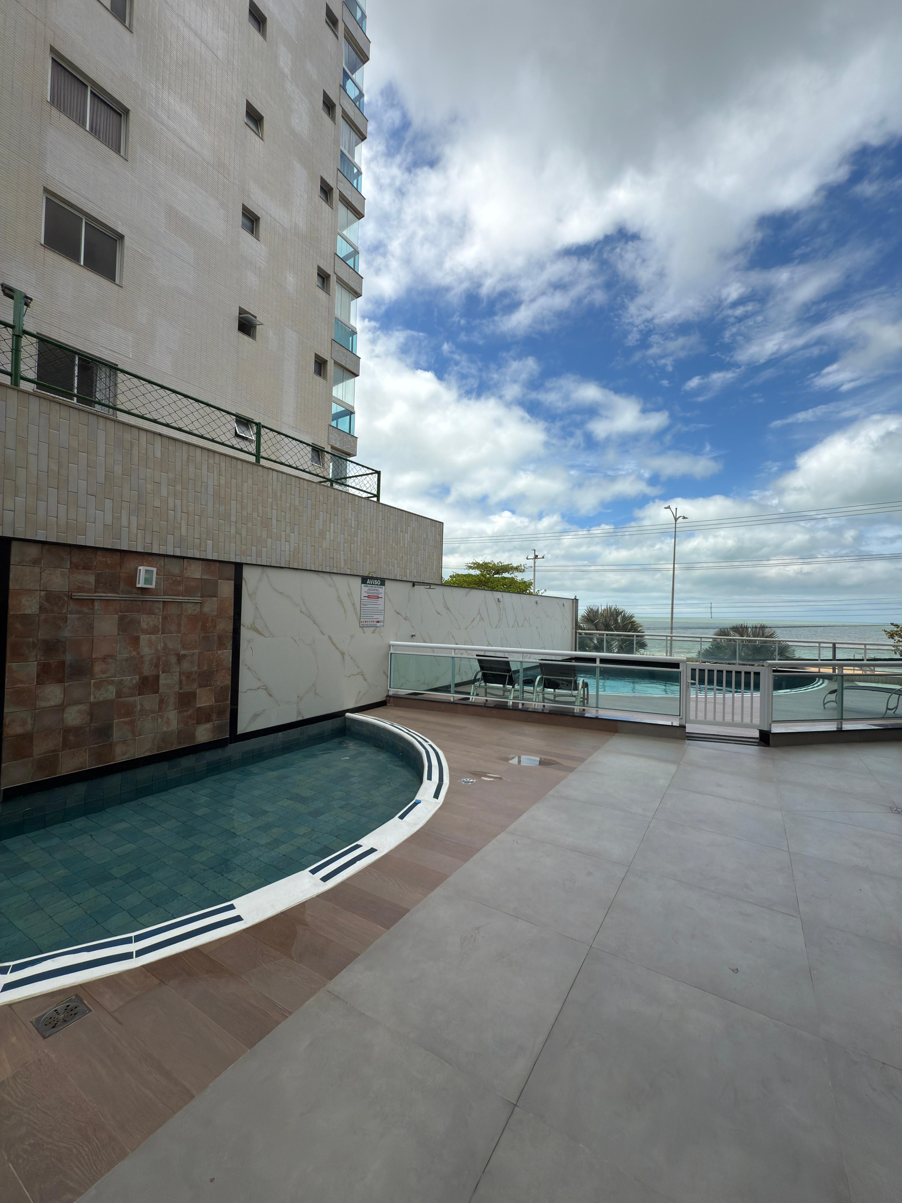 Apartamento 130m² Frente ao Mar – Praia de Itaparica