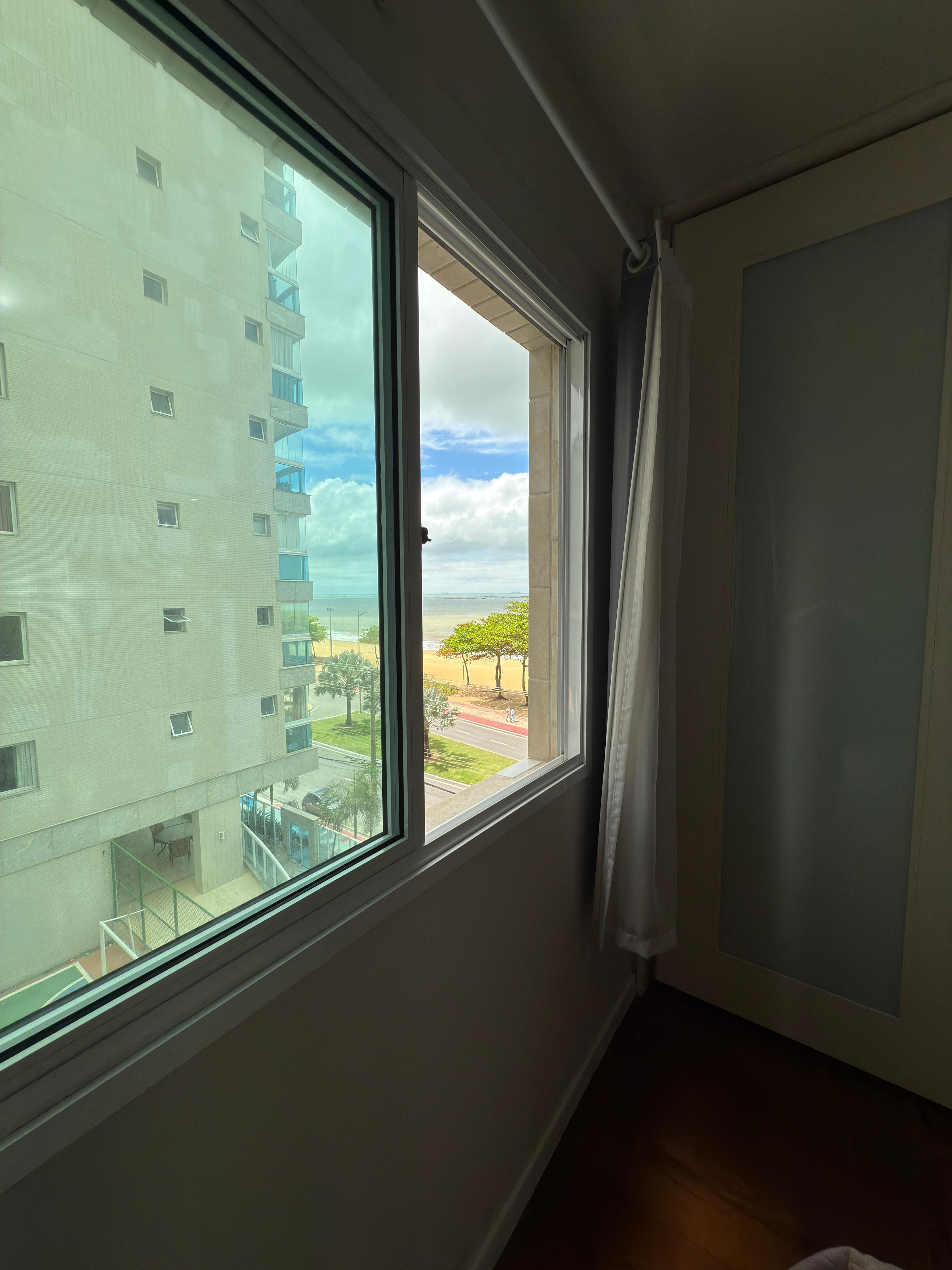 Apartamento 130m² Frente ao Mar – Praia de Itaparica
