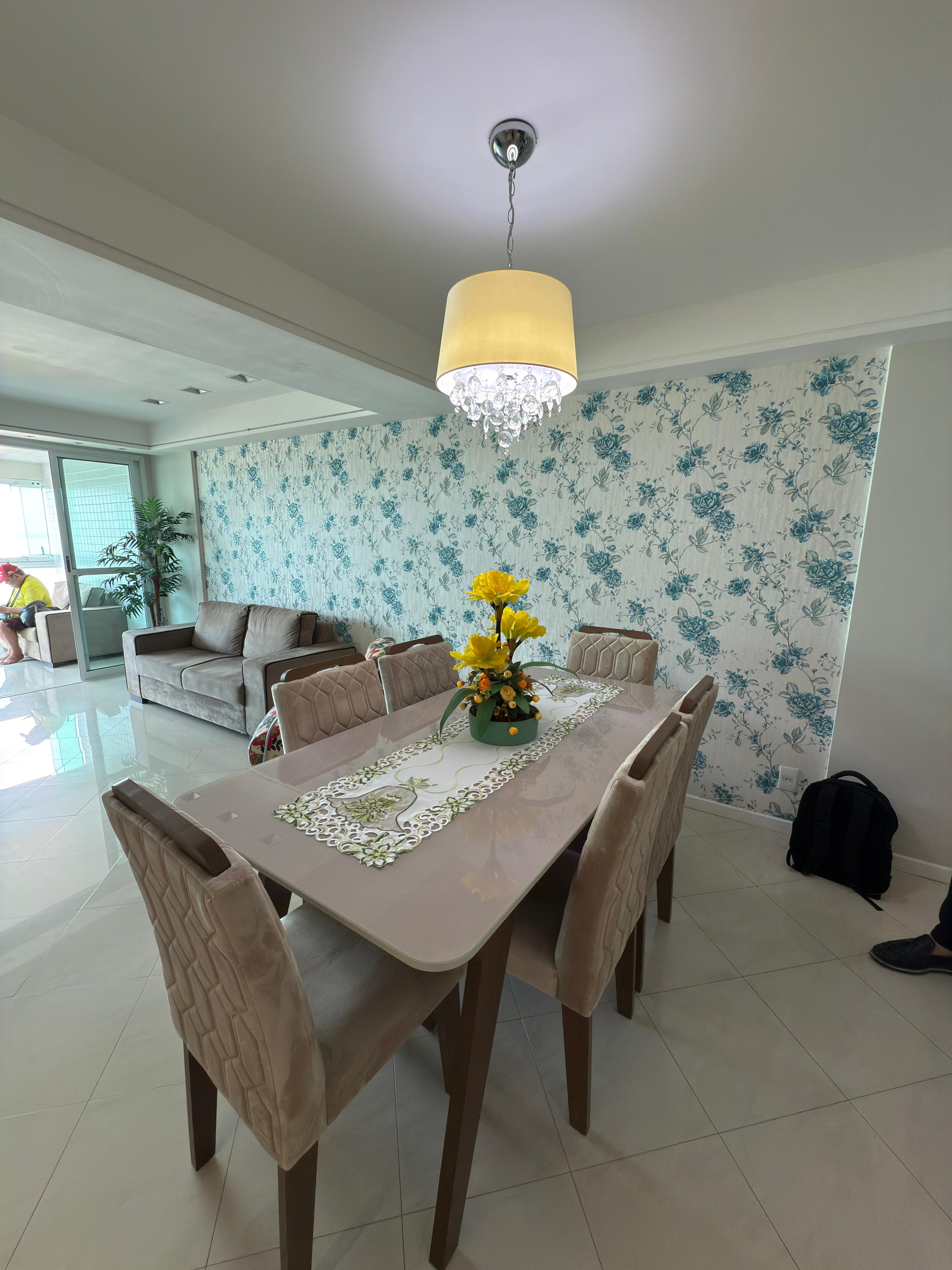 Apartamento 130m² Frente ao Mar – Praia de Itaparica