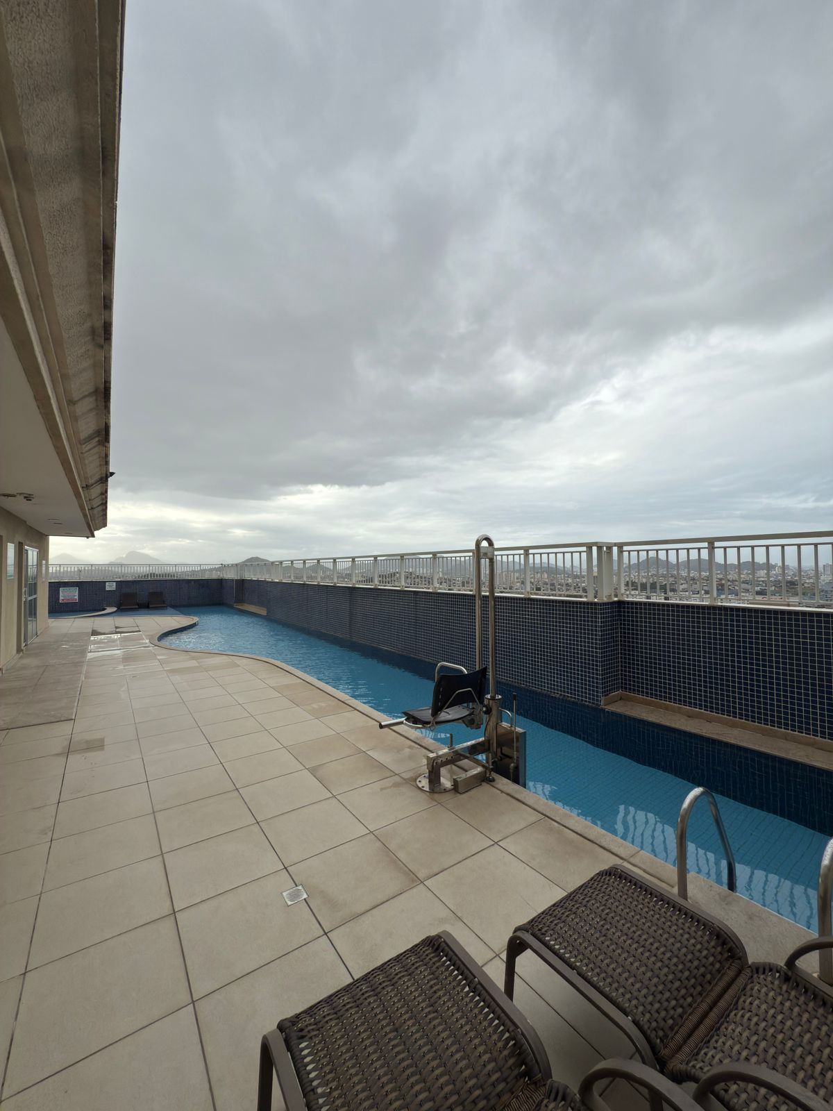 Exclusividade! Apto 2Q c/ Suíte, Vista Mar, Andar Alto – Praia de Itaparica