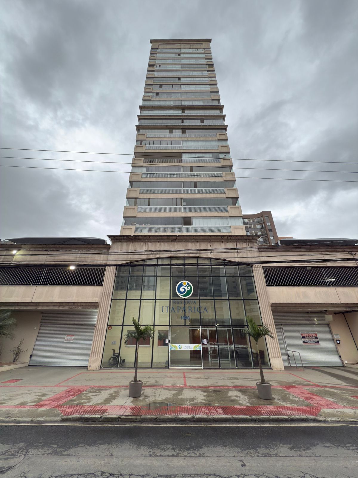 Exclusividade! Apto 2Q c/ Suíte, Vista Mar, Andar Alto – Praia de Itaparica