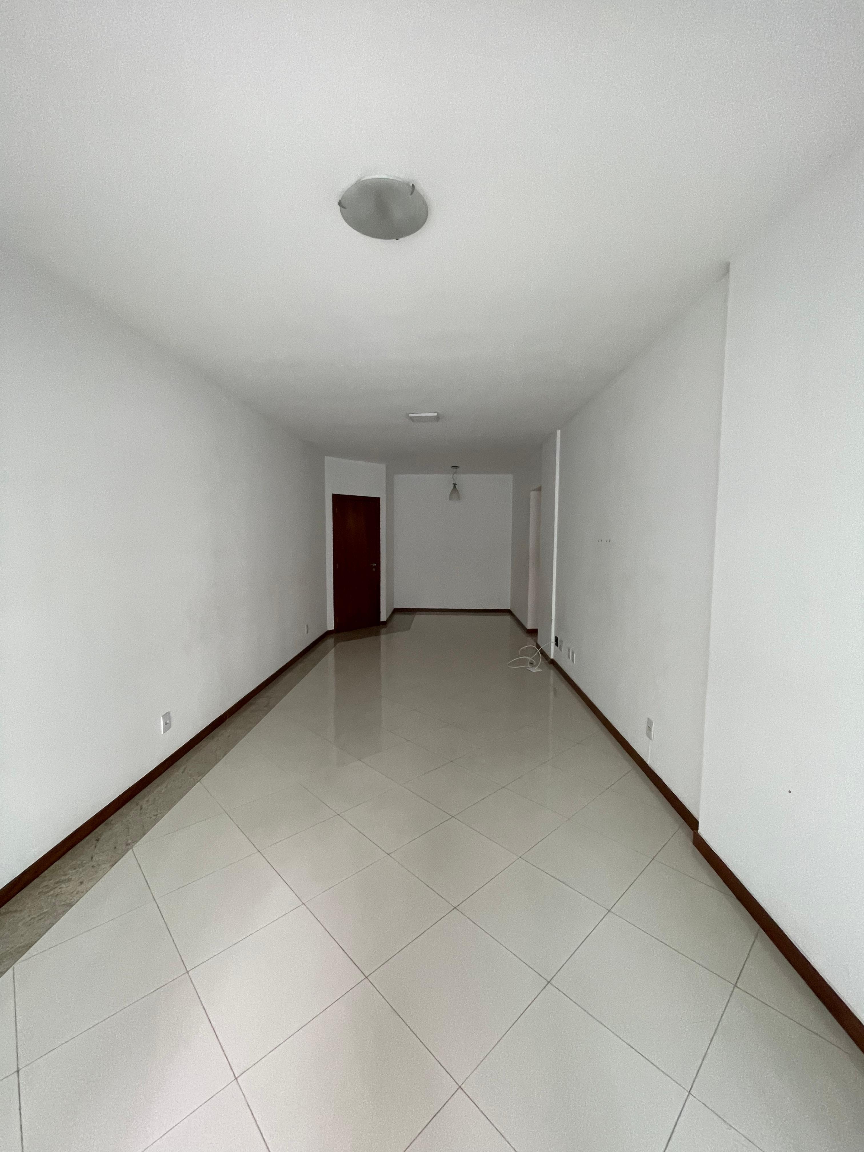 Apto 3 quartos (1 suite) na Praia da Costa e na 2ª quadra do mar