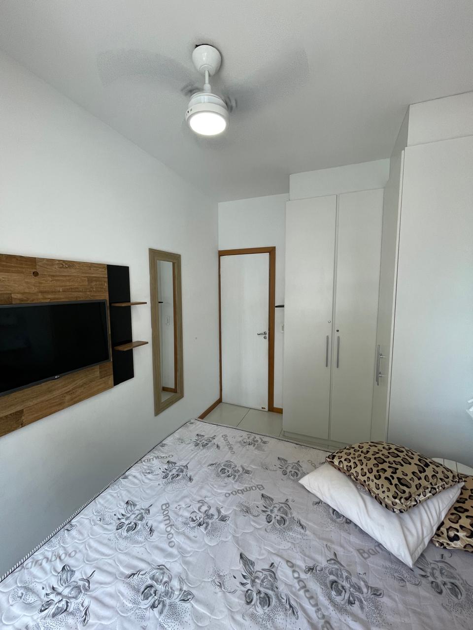 VENDO APTO QUARTO E SALA SOL DA MANHA E VISTA PRO MAR