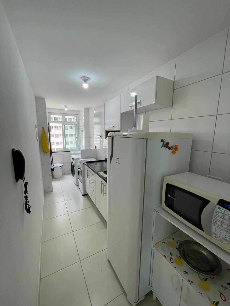 VENDO APTO QUARTO E SALA SOL DA MANHA E VISTA PRO MAR