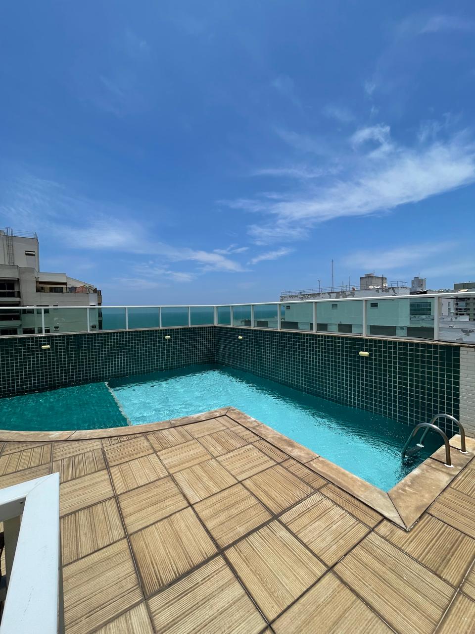 VENDO APTO QUARTO E SALA SOL DA MANHA E VISTA PRO MAR