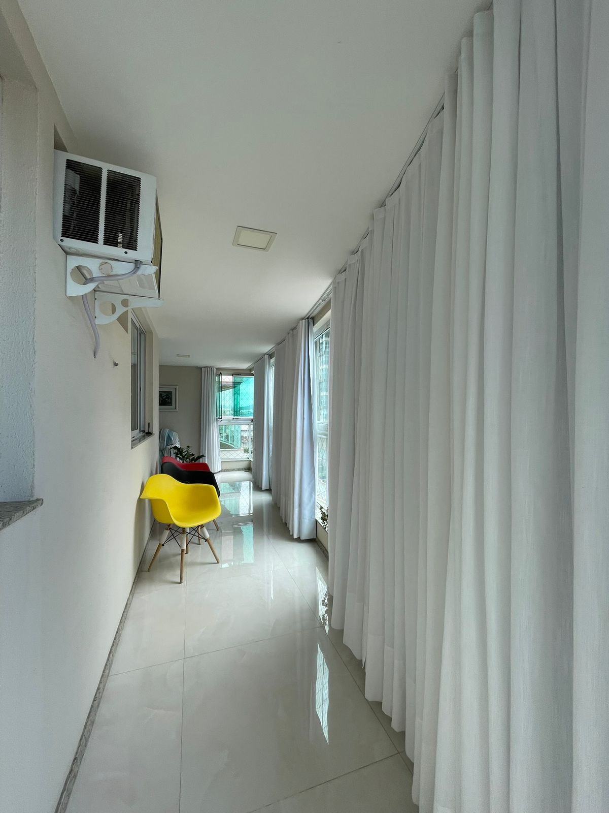 Apartamento de 3 Quartos com suite - 130m2 - Praia de Itaparica