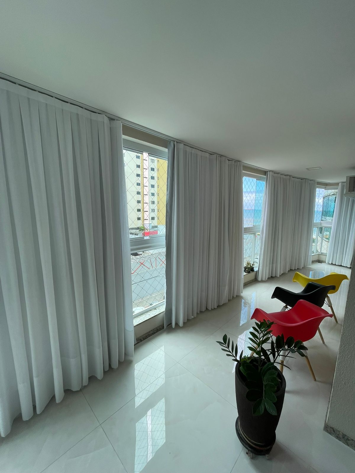 Apartamento de 3 Quartos com suite - 130m2 - Praia de Itaparica