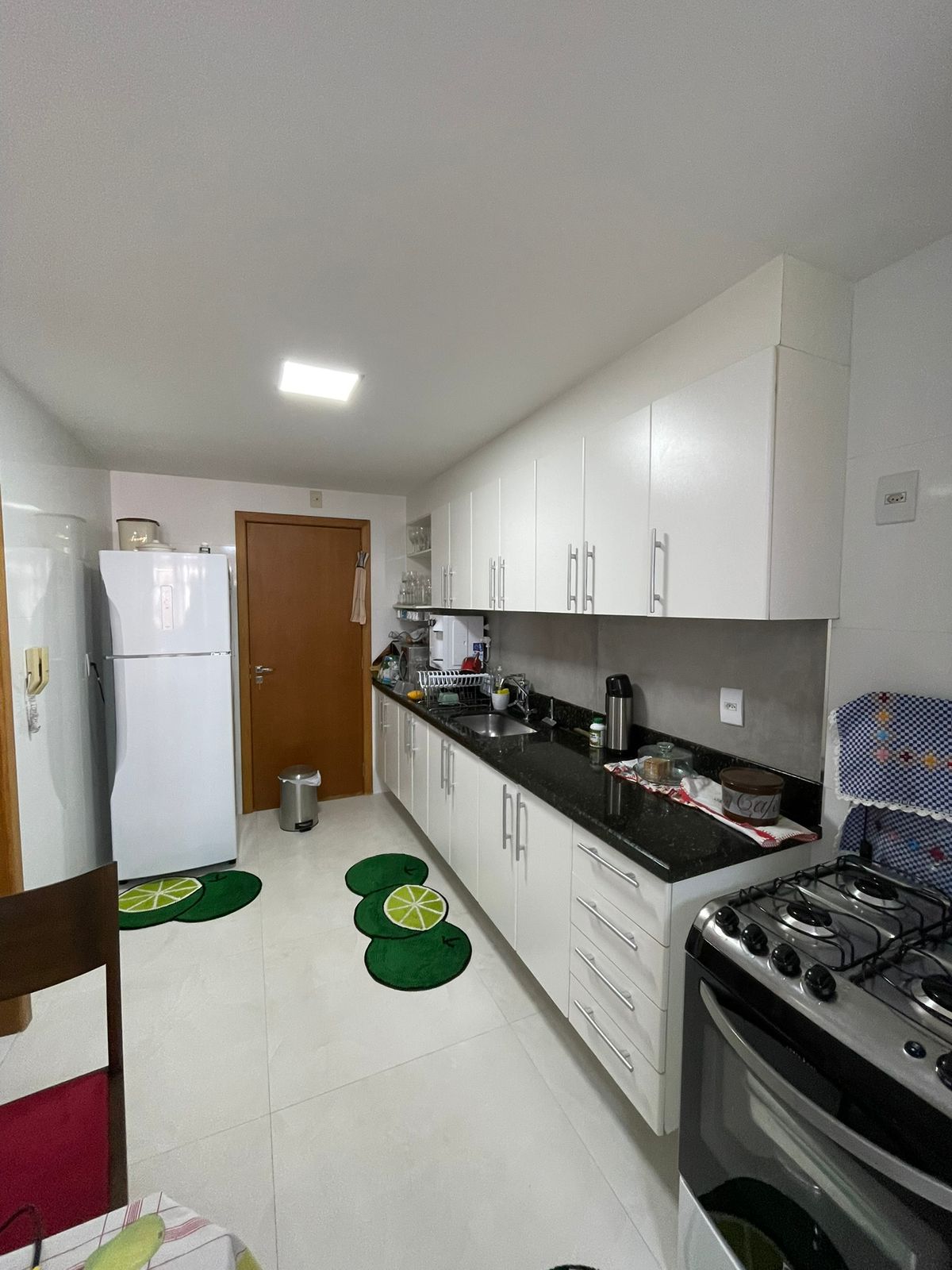 Apartamento de 3 Quartos com suite - 130m2 - Praia de Itaparica