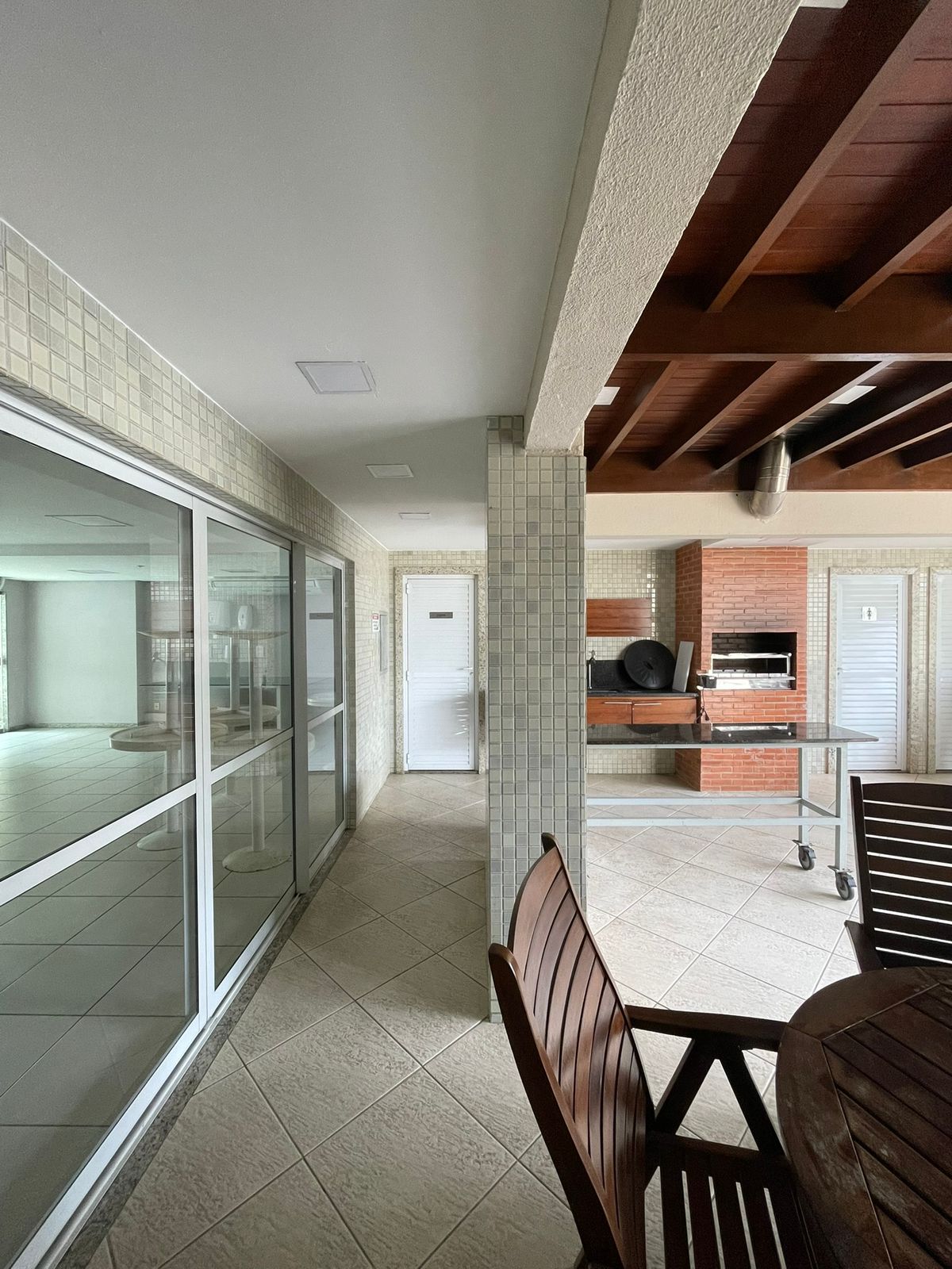 Apartamento de 3 Quartos com suite - 130m2 - Praia de Itaparica