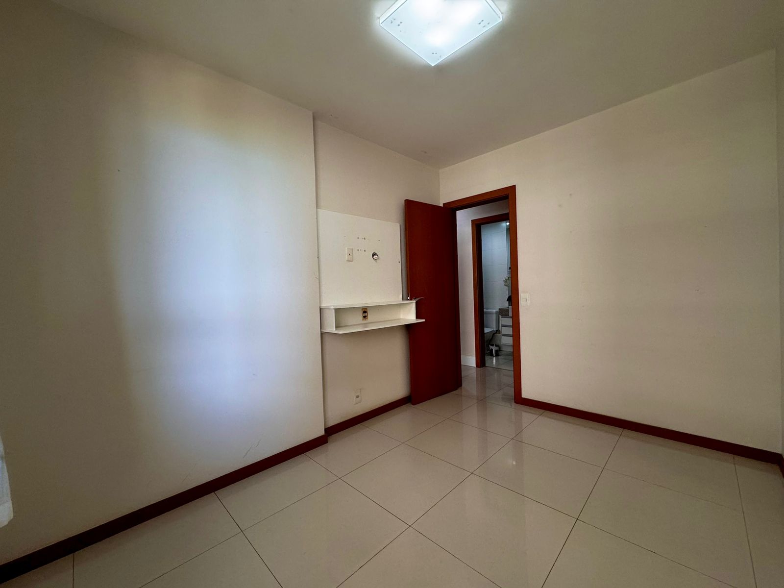 Apartamento com Vista para o Mar e Lazer Completo e pé na areia