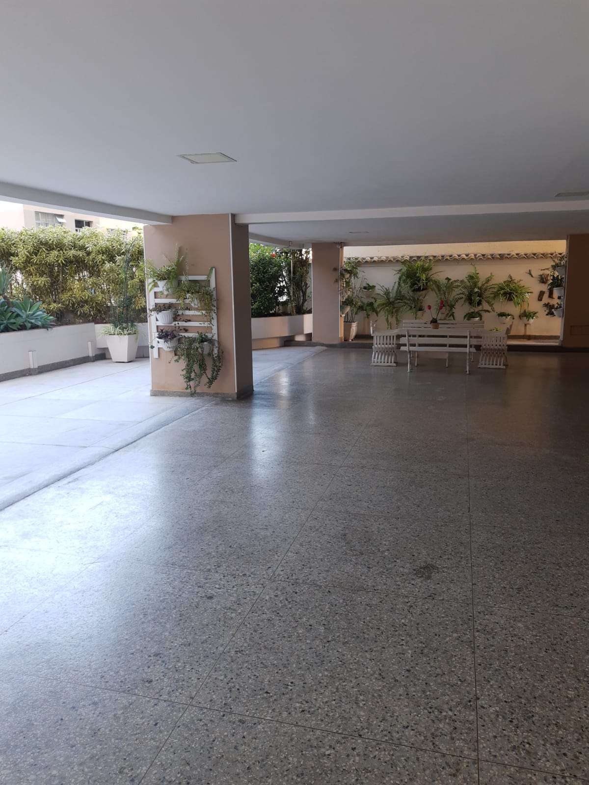 apartamento 1 Quarto, sala, cozinha, banheiro e área de serviço  no coração de Niterói 