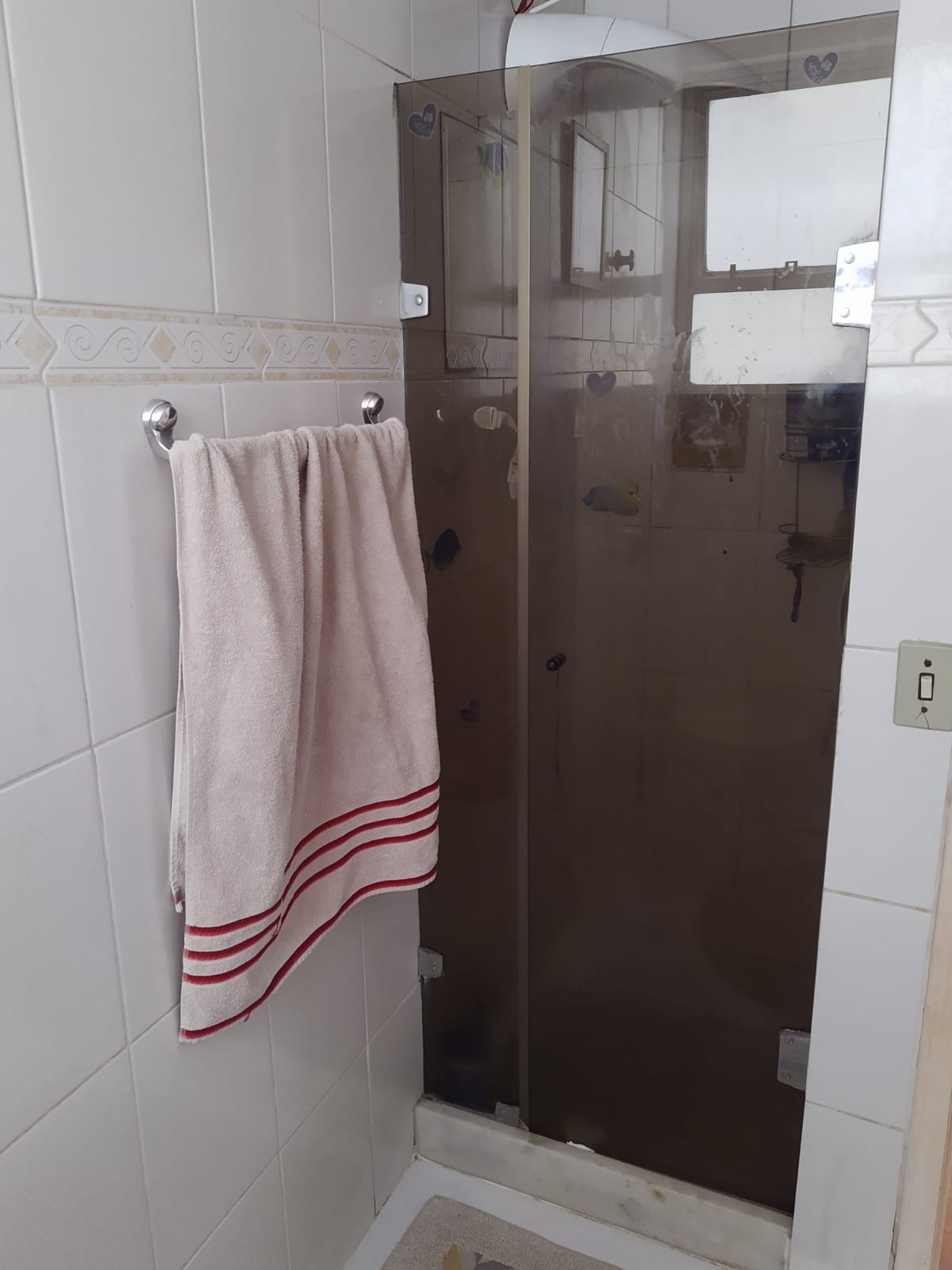 apartamento 1 Quarto, sala, cozinha, banheiro e área de serviço  no coração de Niterói 