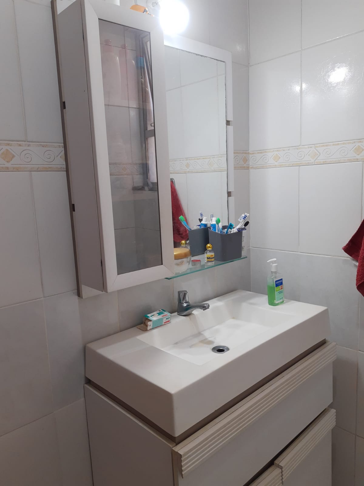 apartamento 1 Quarto, sala, cozinha, banheiro e área de serviço  no coração de Niterói 