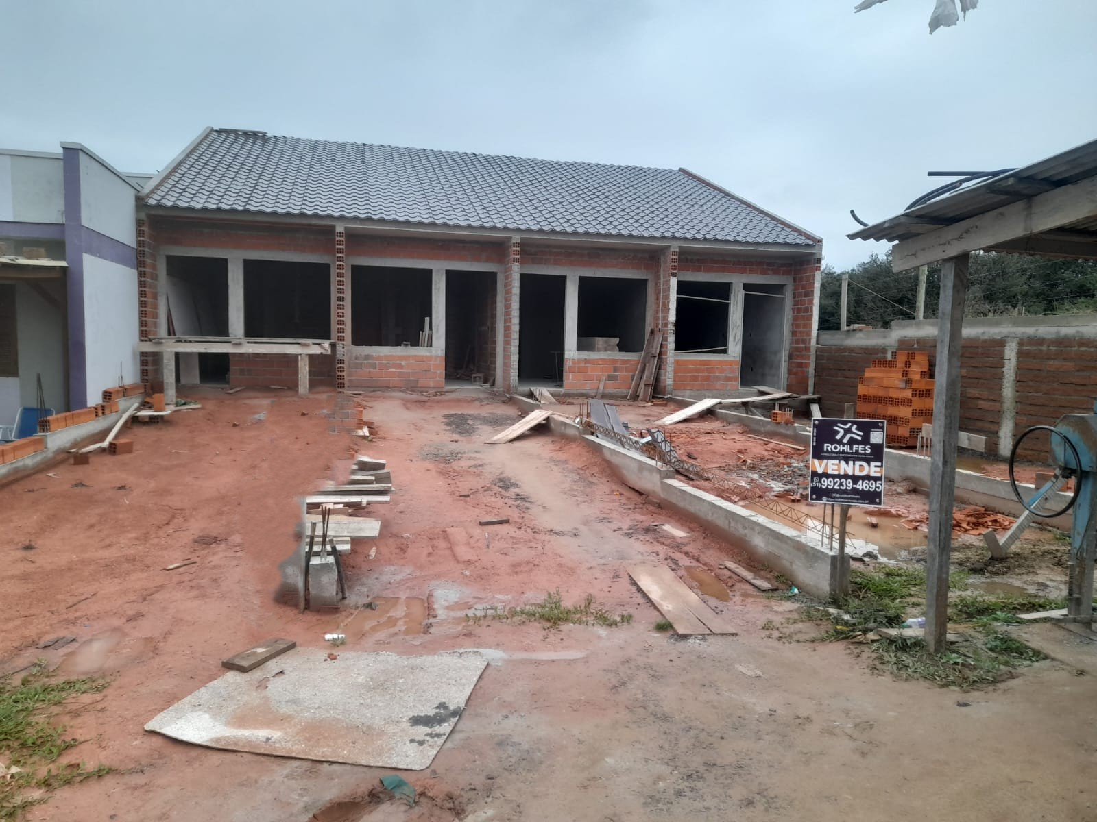 Casa Geminada - Venda
