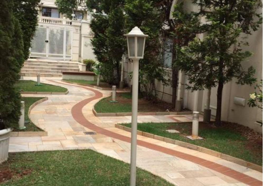 Casa em condomínio