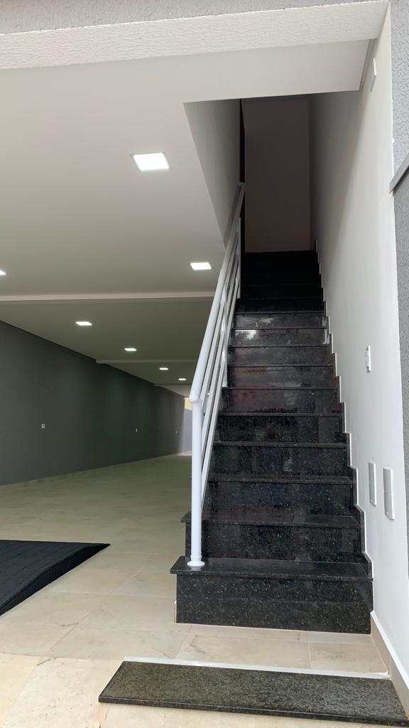 Sobrado / Venda