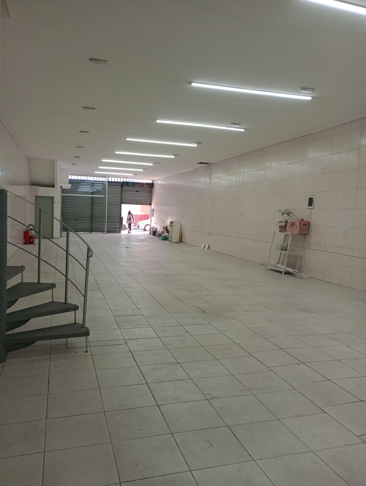 SALÃO COMERCIAL