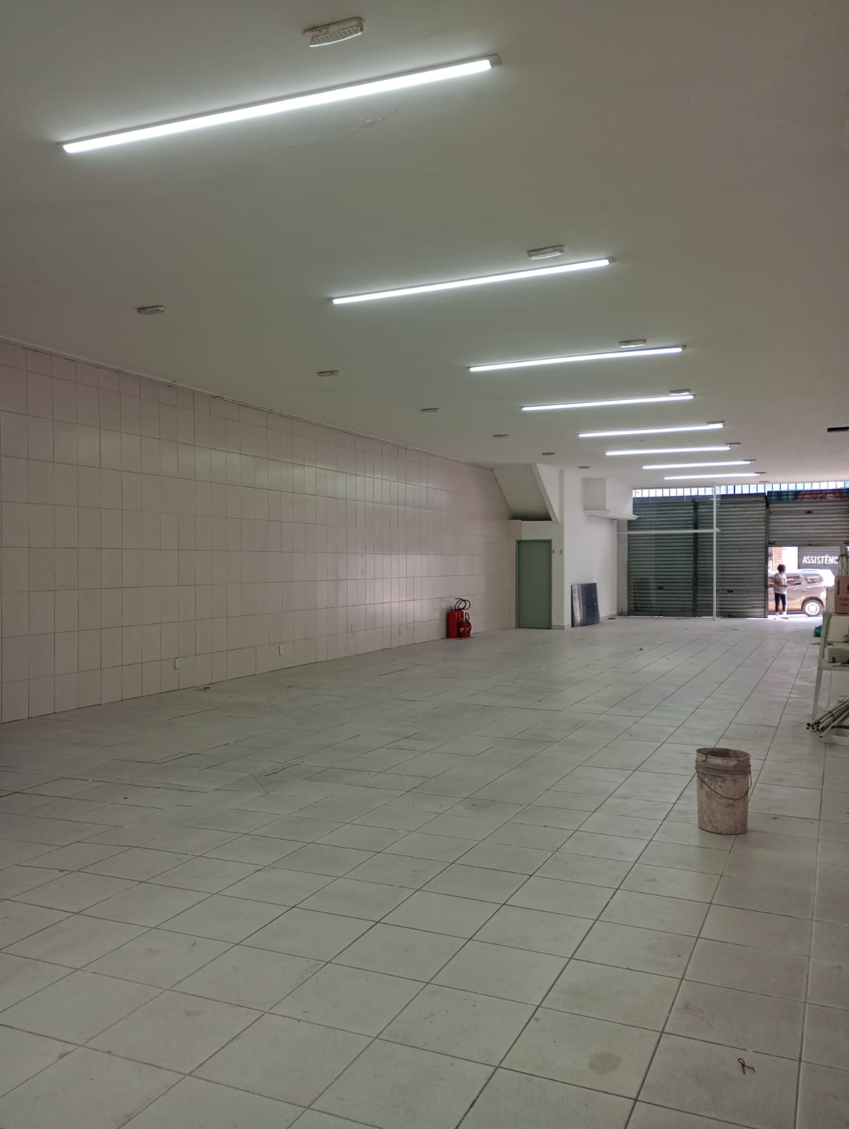 SALÃO COMERCIAL