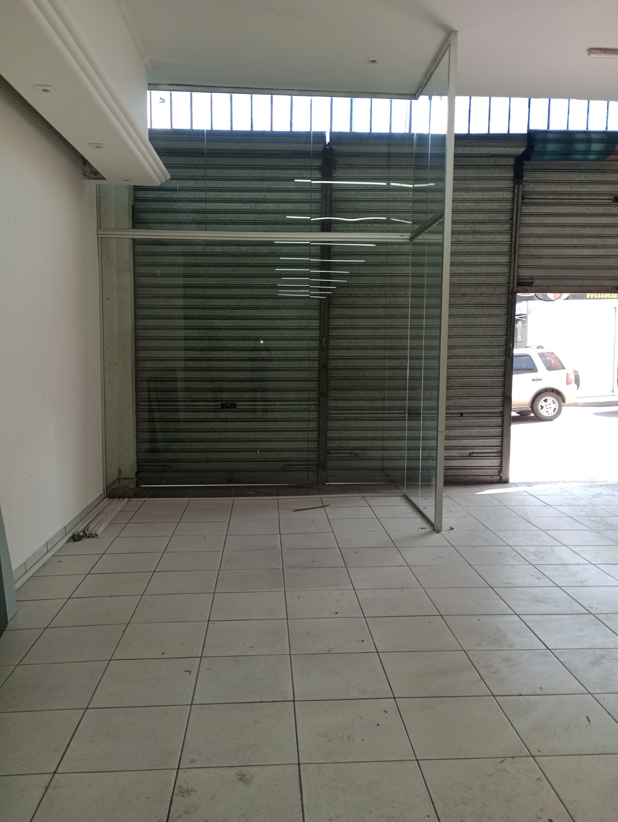 SALÃO COMERCIAL