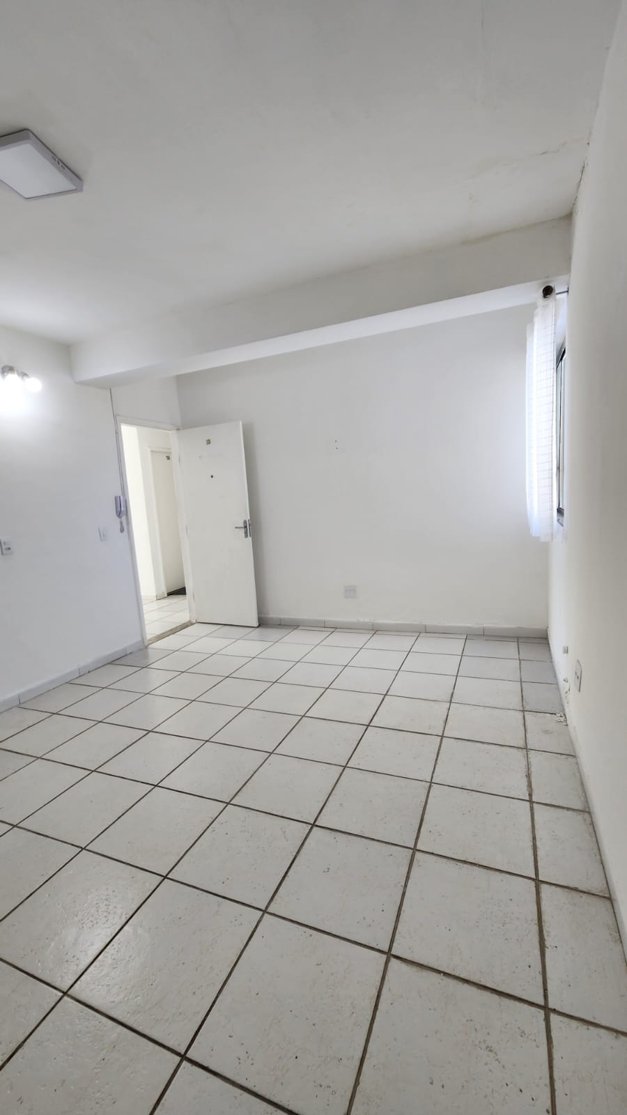 SALA COMERCIAL