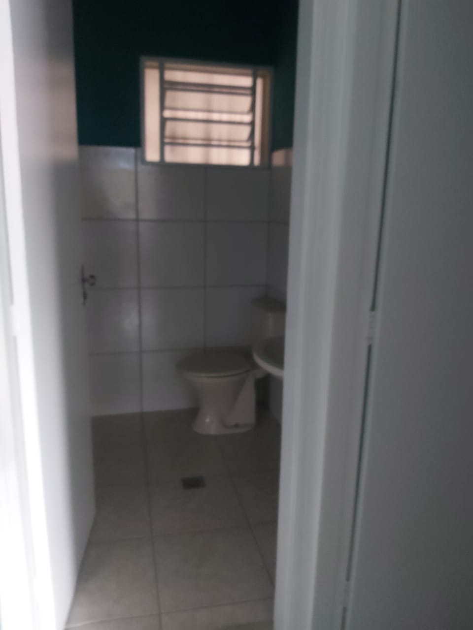 LOCAÇÃO / SALA COMERCIAL