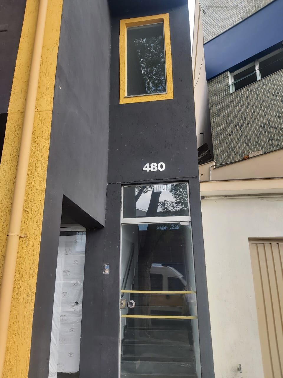 LOCAÇÃO / SALA COMERCIAL