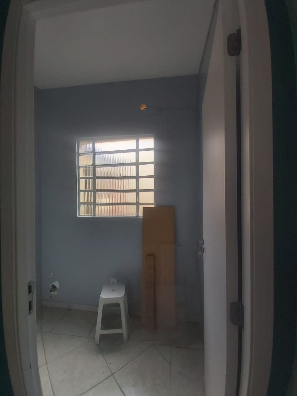 LOCAÇÃO / SALA COMERCIAL