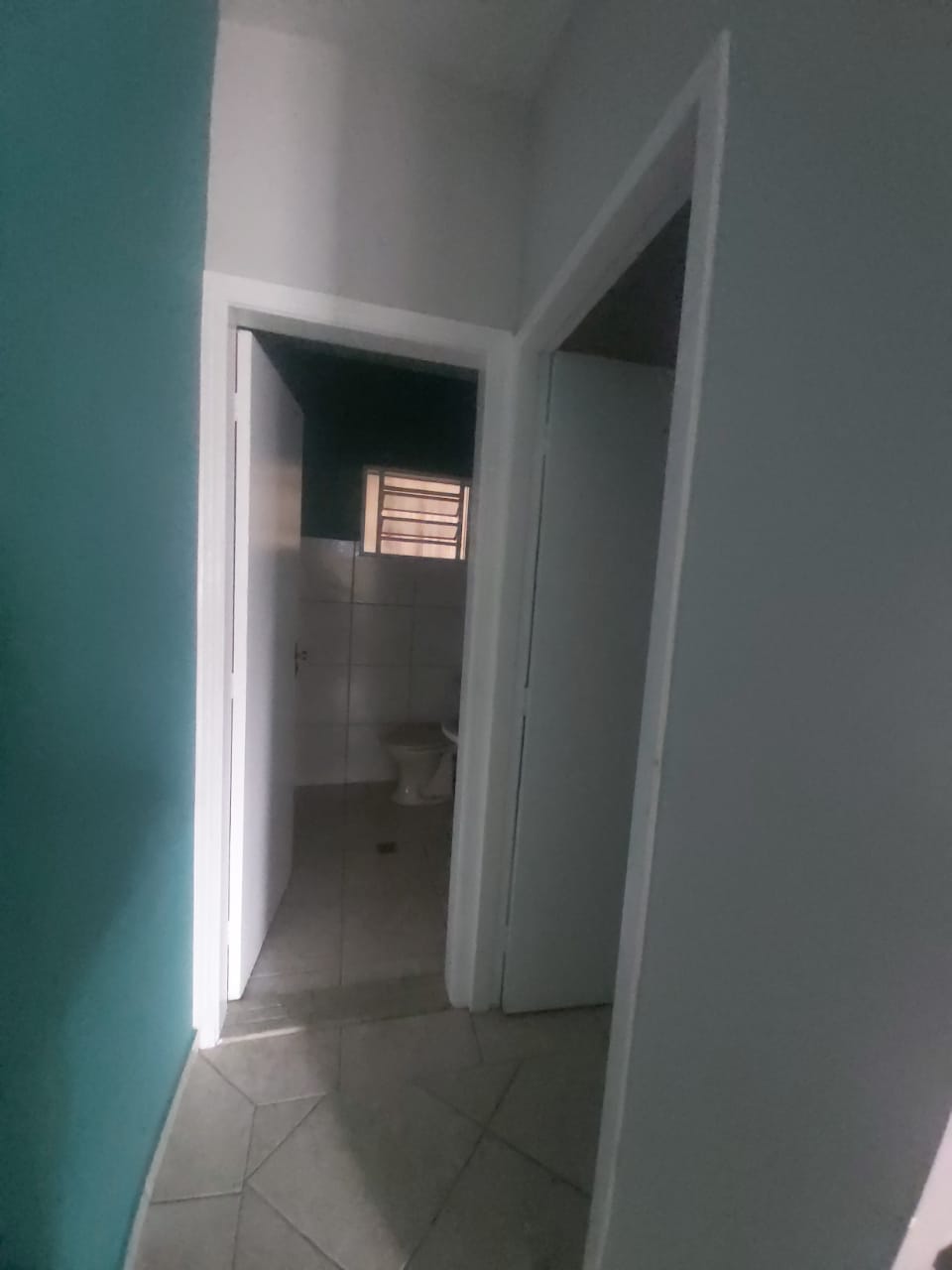 LOCAÇÃO / SALA COMERCIAL