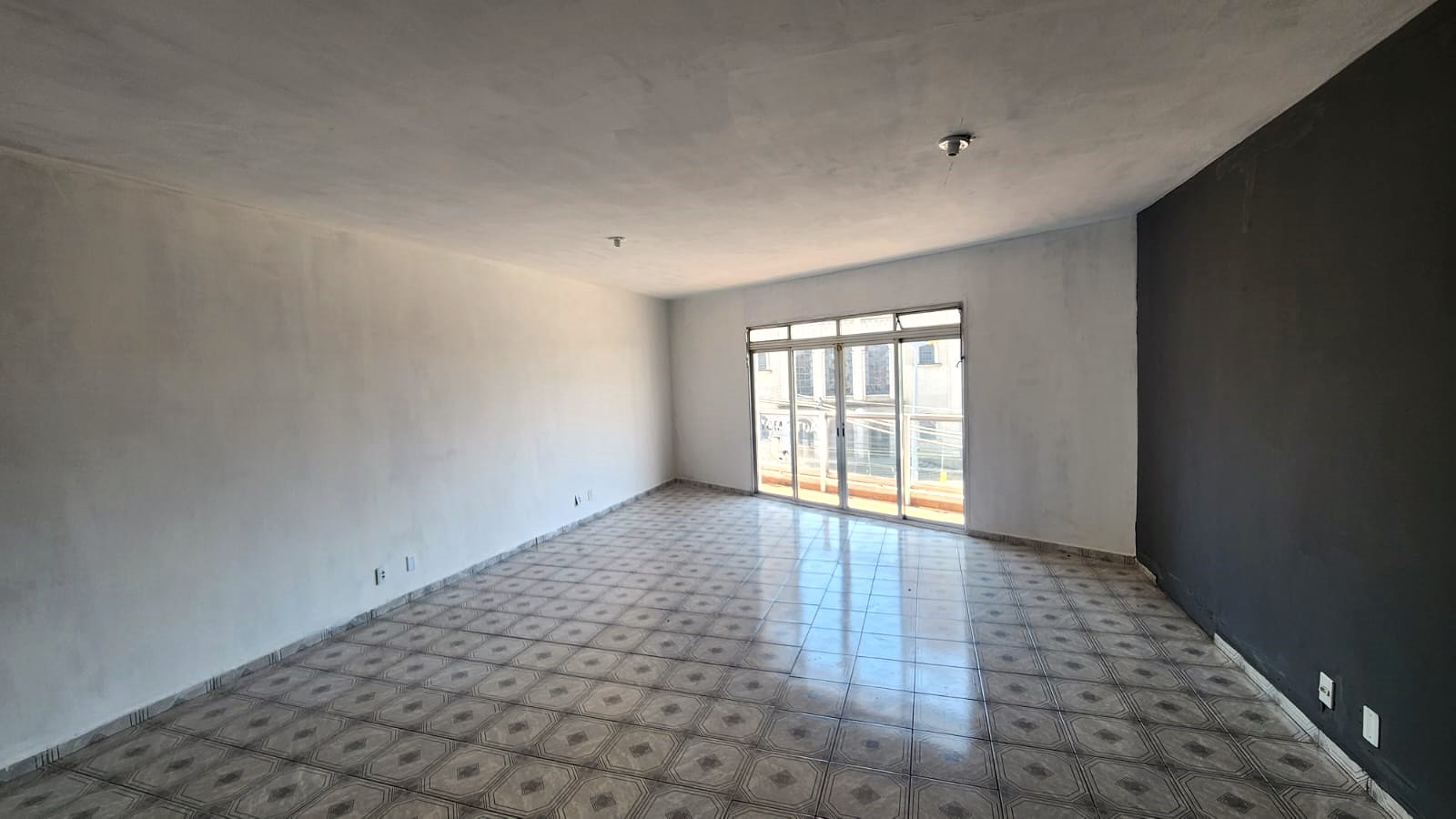 SALA COMERCIAL