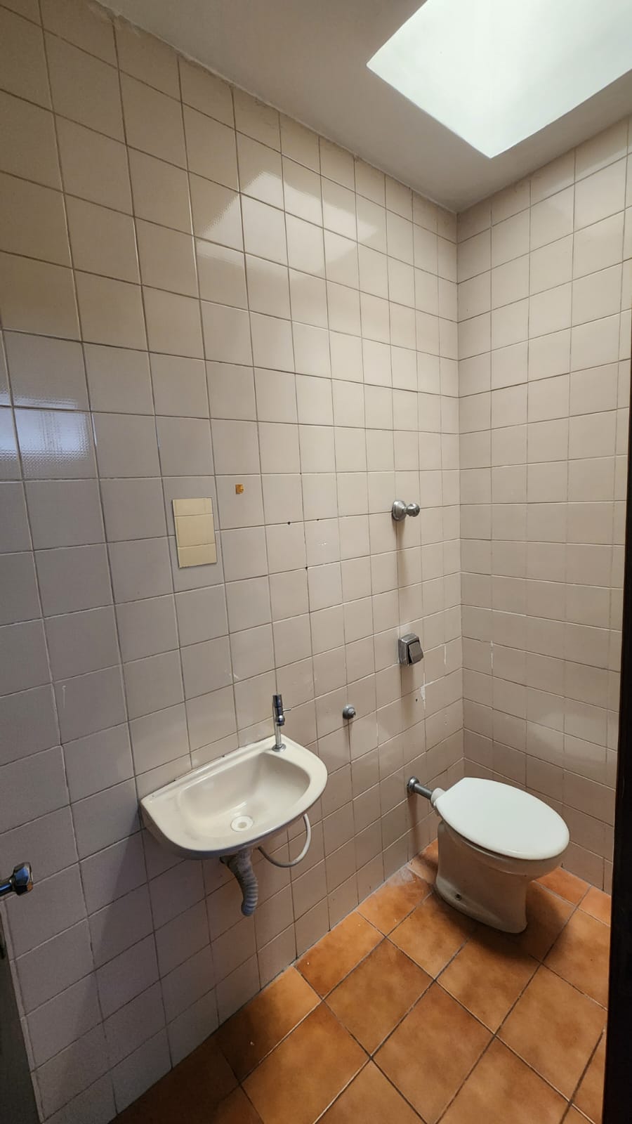 SALA COMERCIAL