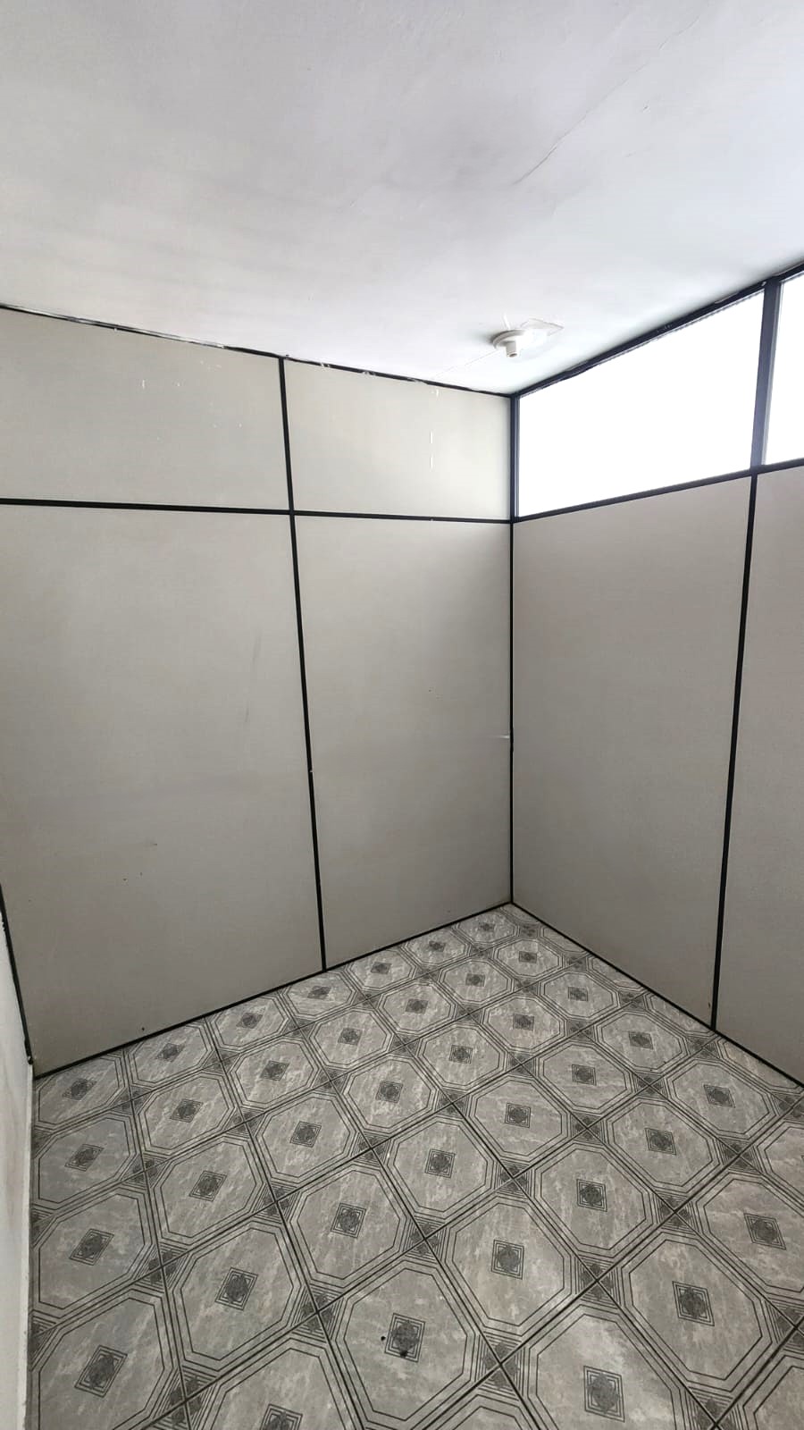 SALA COMERCIAL