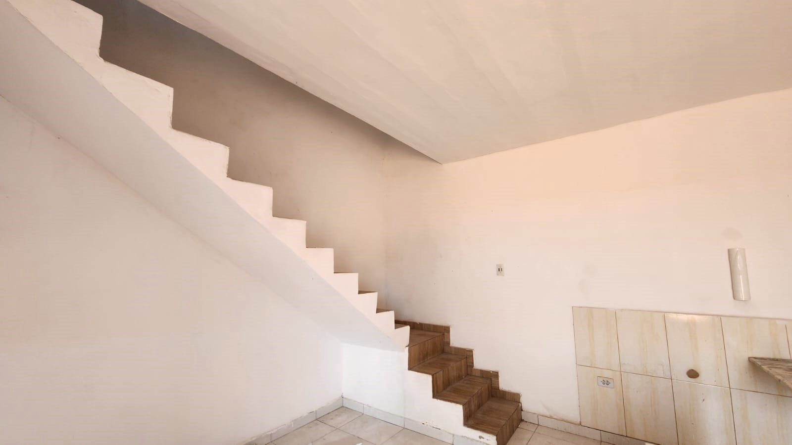 Sala Comercial Duplex - Locação