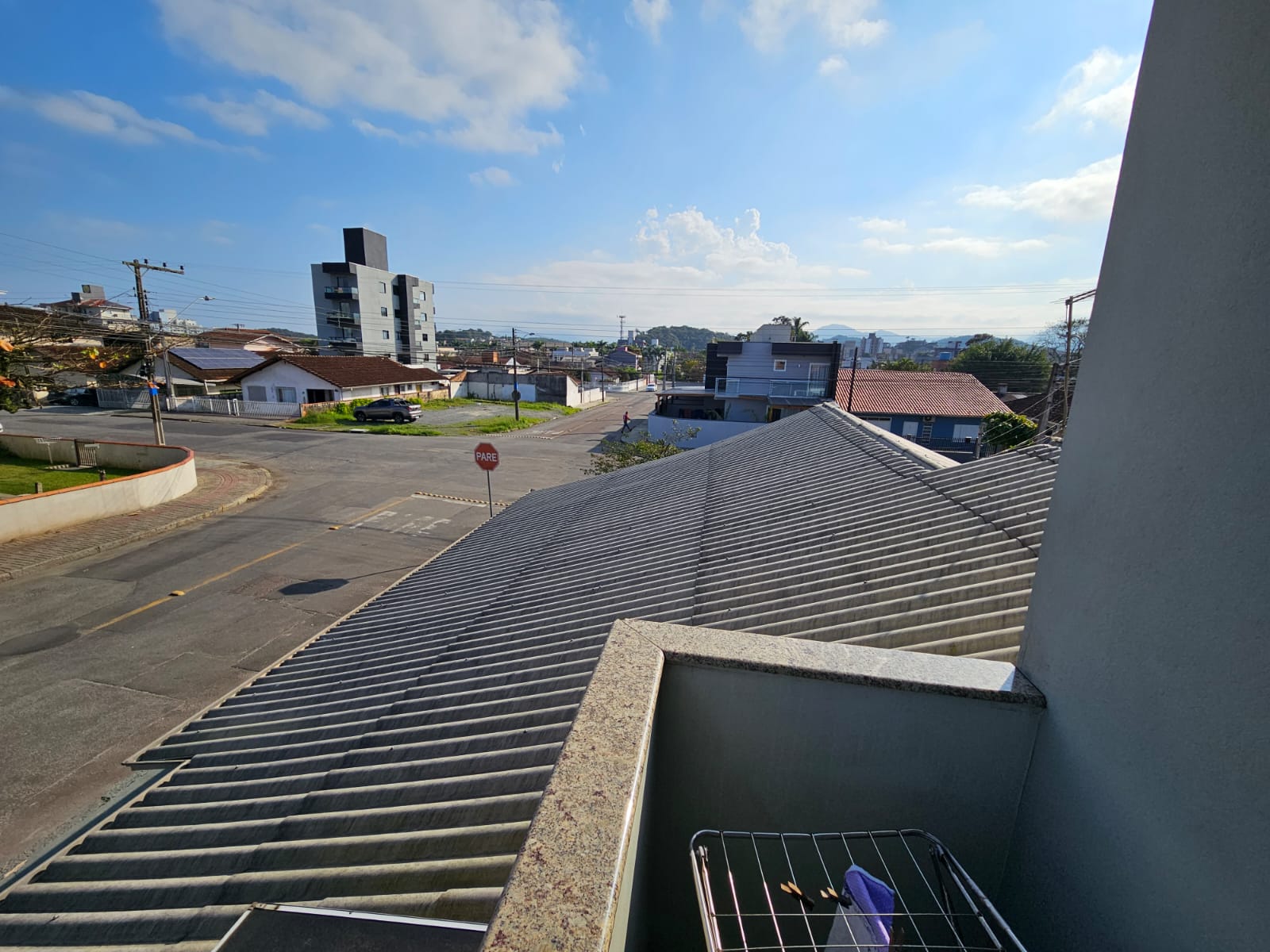 CASA DE ESQUINA A VENDA - BAIRRO COSTA E SILVA