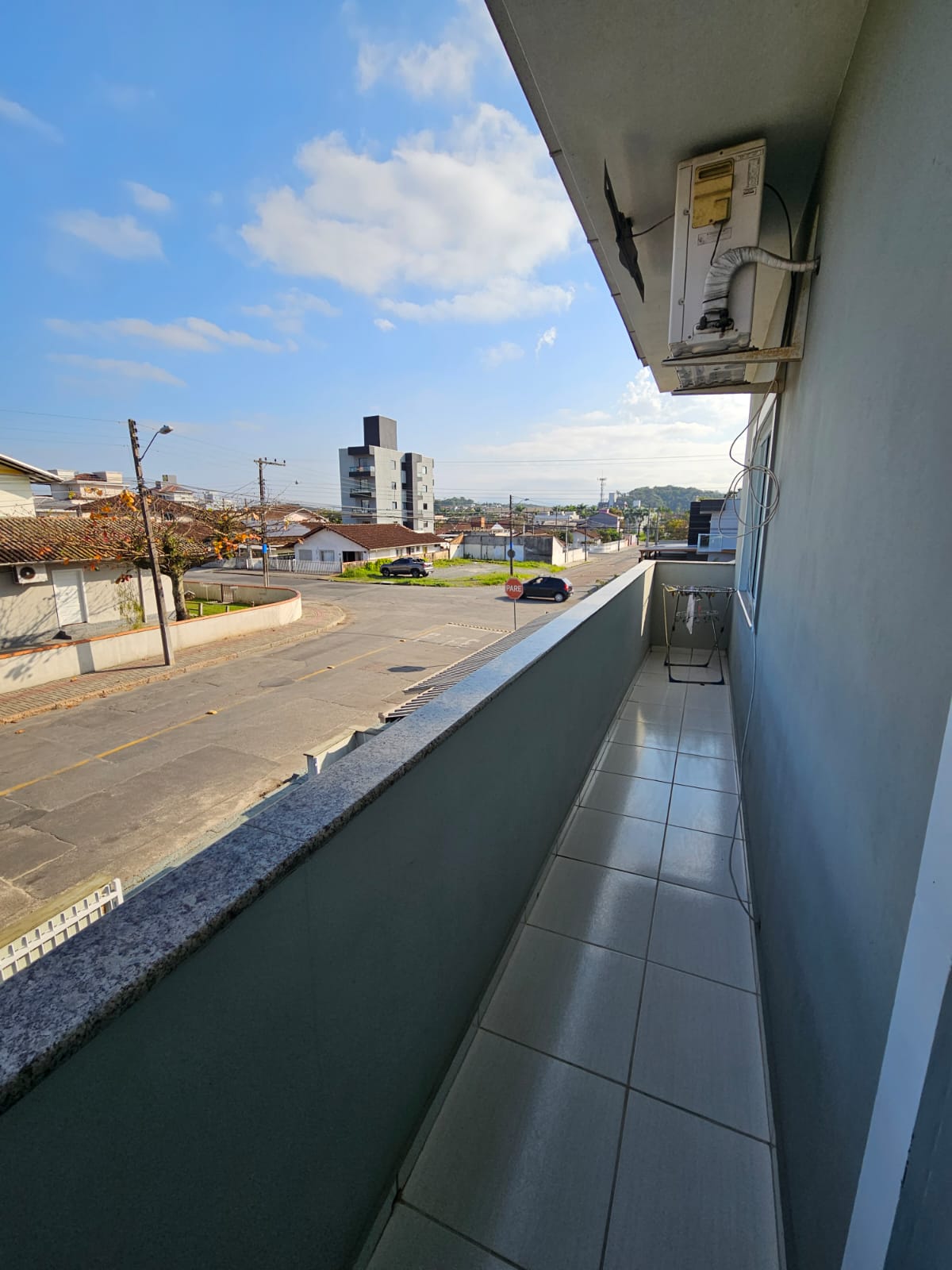 CASA DE ESQUINA A VENDA - BAIRRO COSTA E SILVA