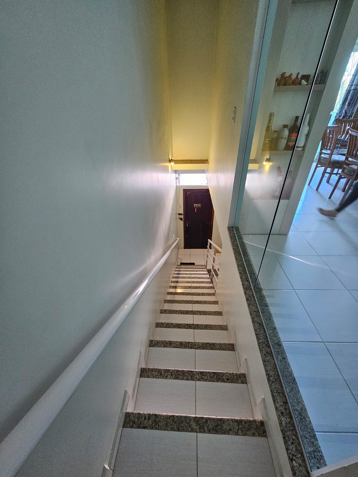 CASA DE ESQUINA A VENDA - BAIRRO COSTA E SILVA