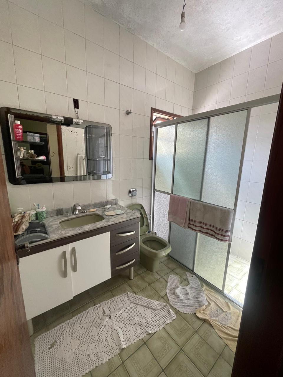 CASA Á VENDA - BAIRRO COSTA E SILVA