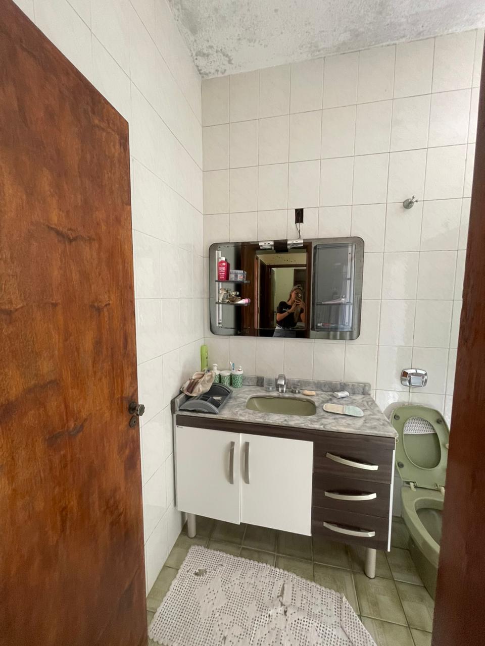 CASA Á VENDA - BAIRRO COSTA E SILVA