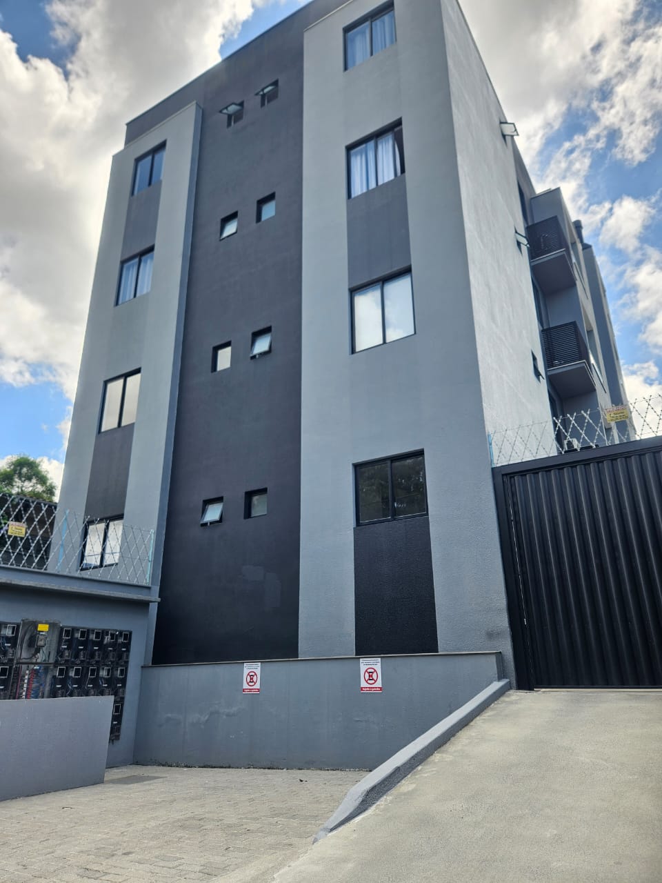 Apartamento a Venda - Bairro ATIRADORES