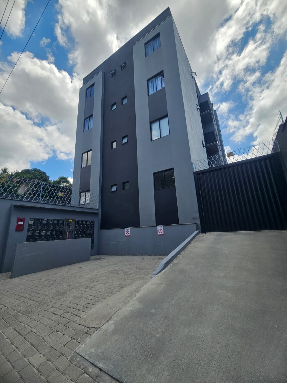 Apartamento a Venda - Bairro ATIRADORES