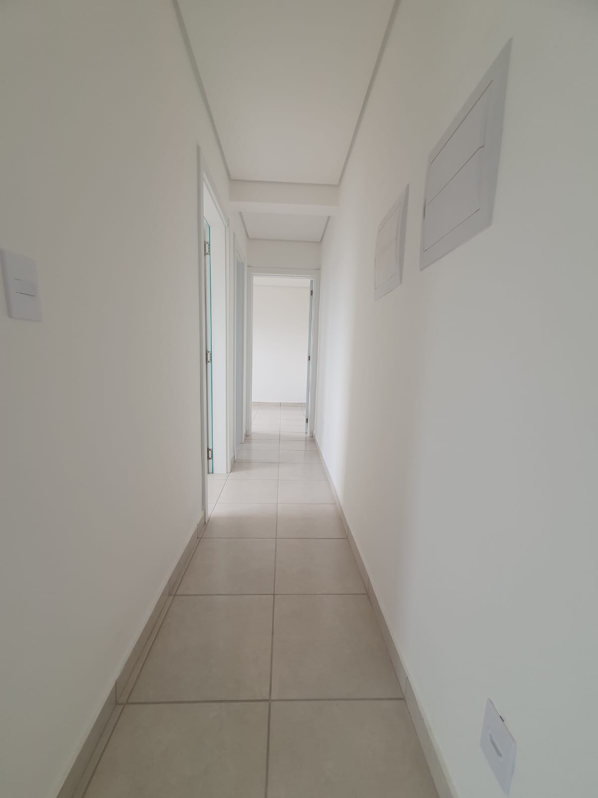 APARTAMENTO Á VENDA - BAIRRO COSTA E SILVA