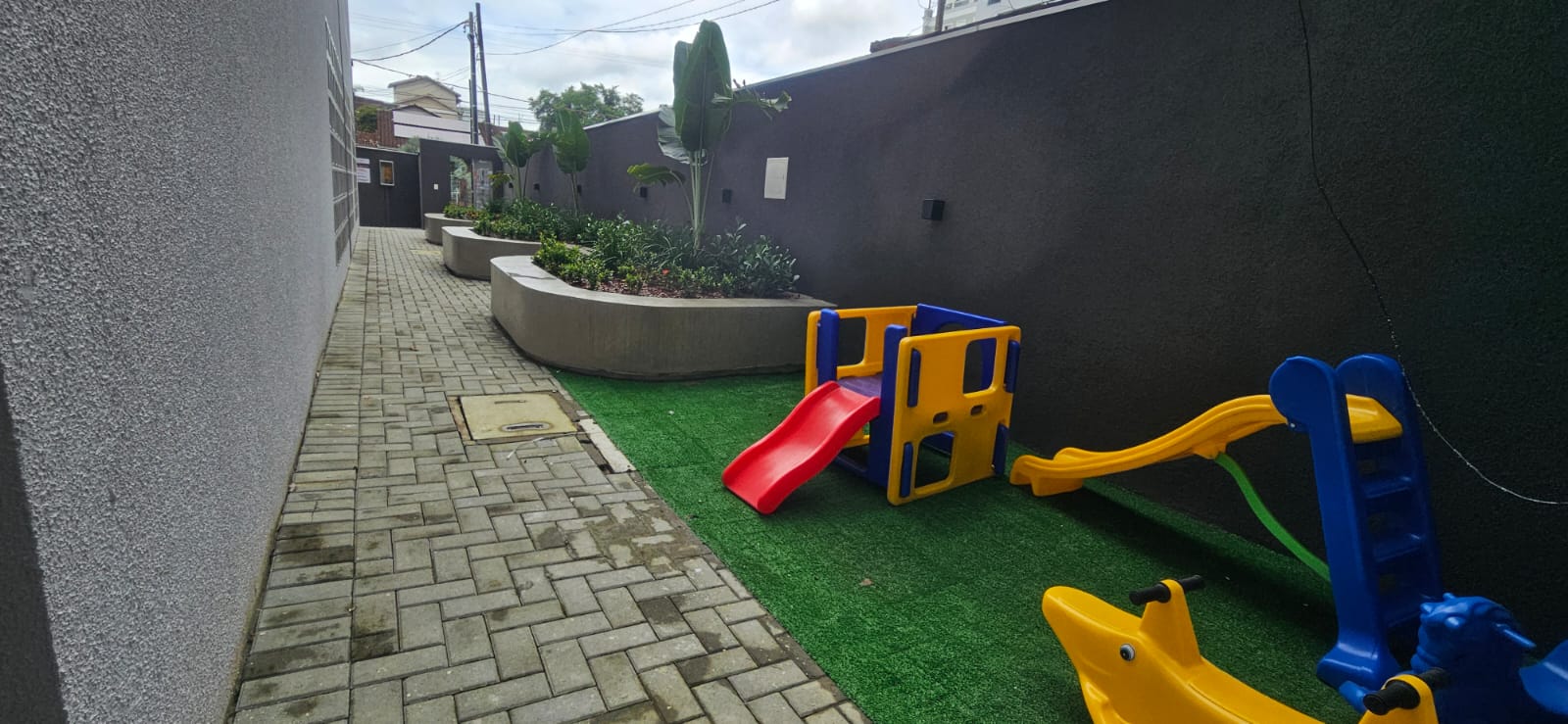 APARTAMENTO Á VENDA - BAIRRO COSTA E SILVA