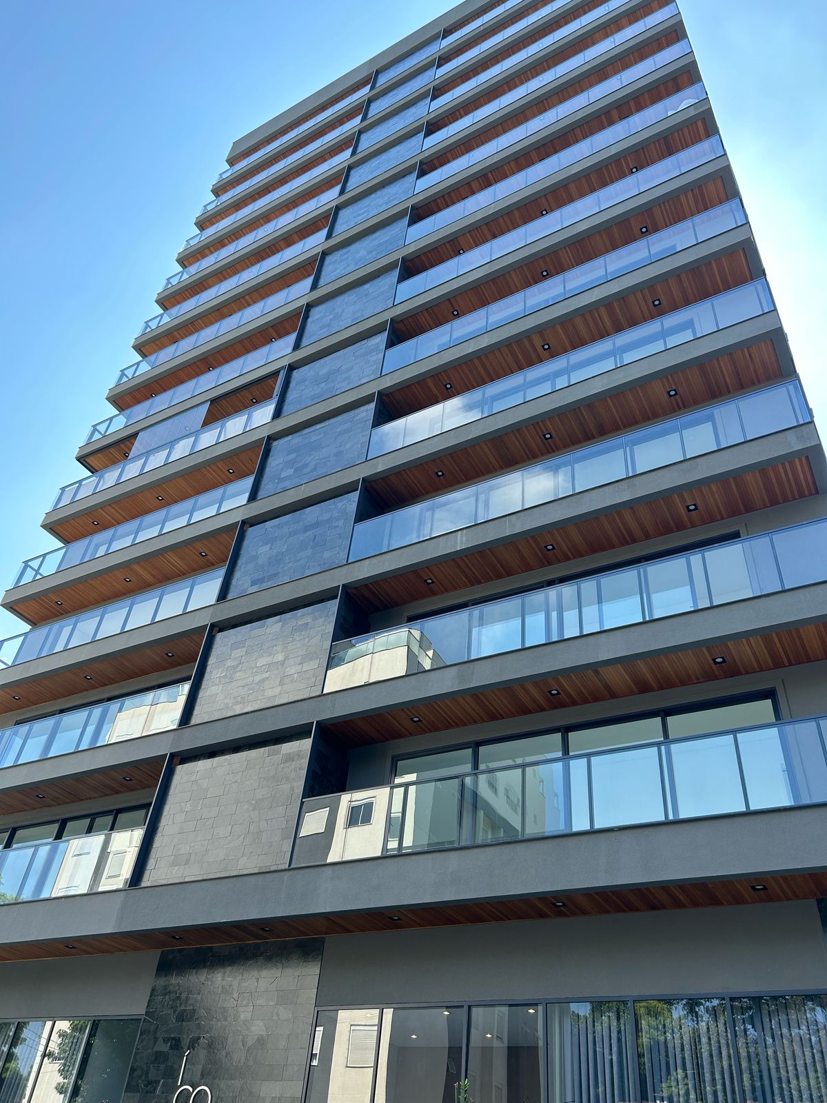APARTAMENTO 126m² A VENDA - BAIRRO ATIRADORES