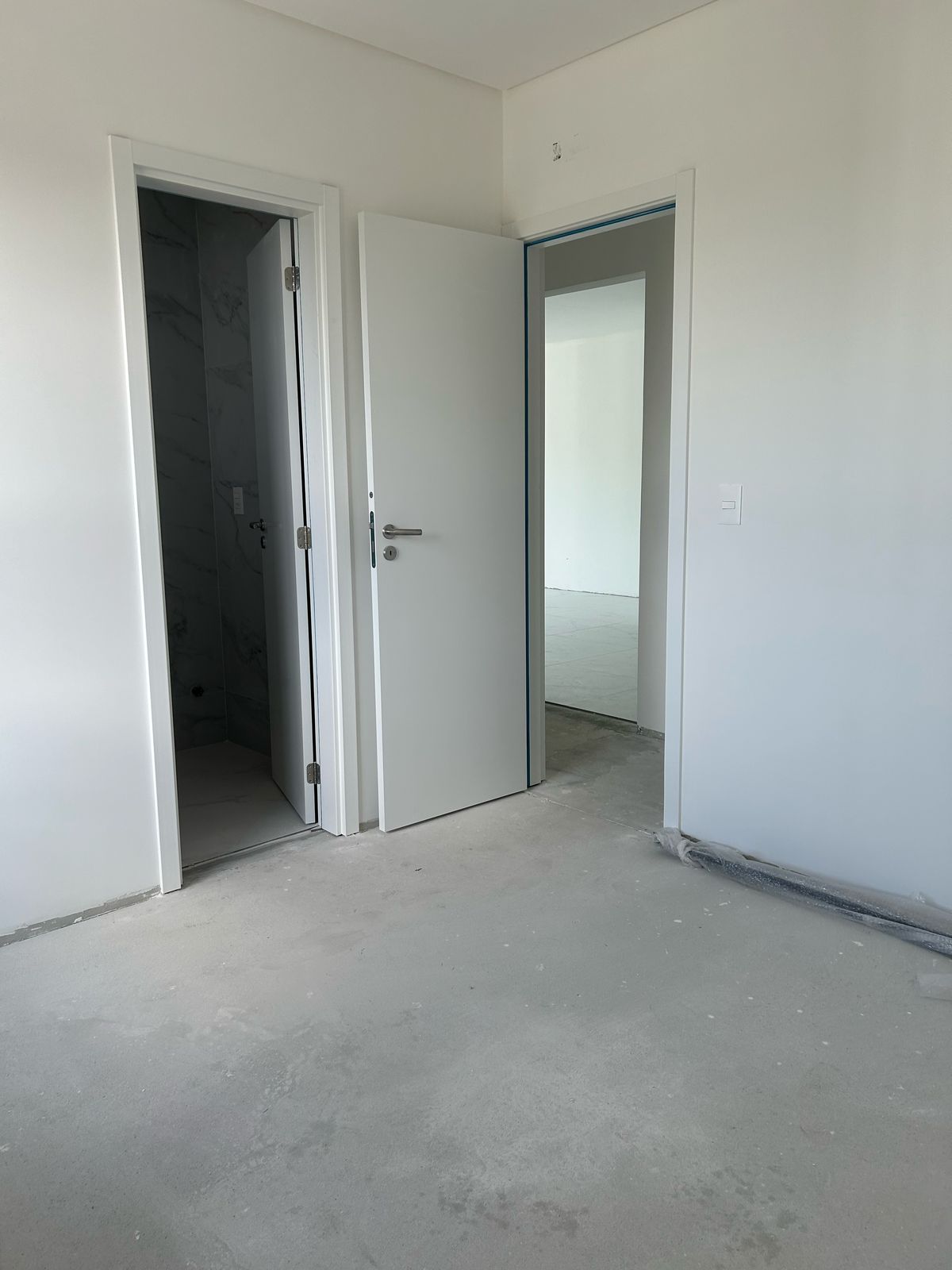APARTAMENTO 126m² A VENDA - BAIRRO ATIRADORES