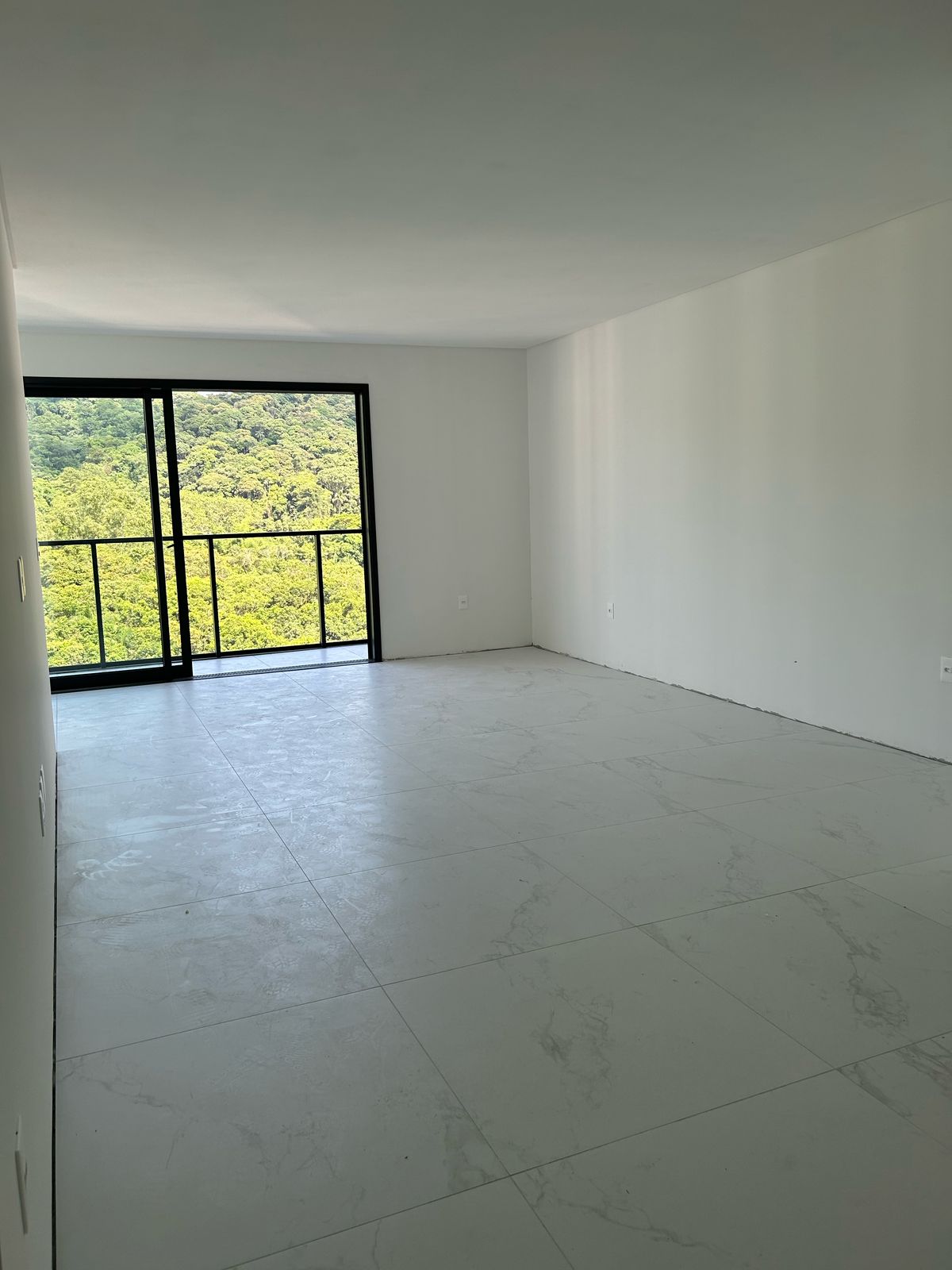 APARTAMENTO 126m² A VENDA - BAIRRO ATIRADORES