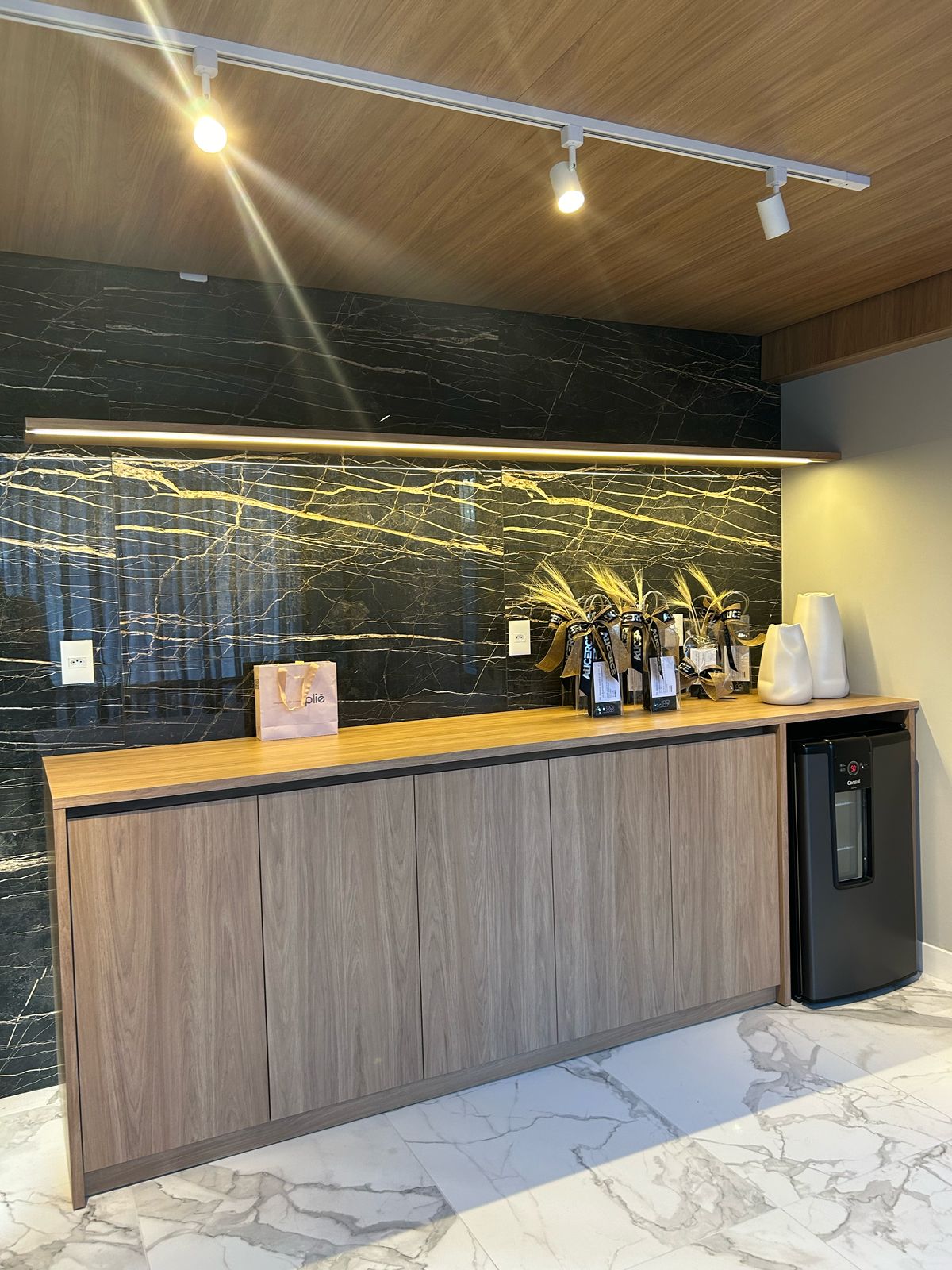 APARTAMENTO 126m² A VENDA - BAIRRO ATIRADORES