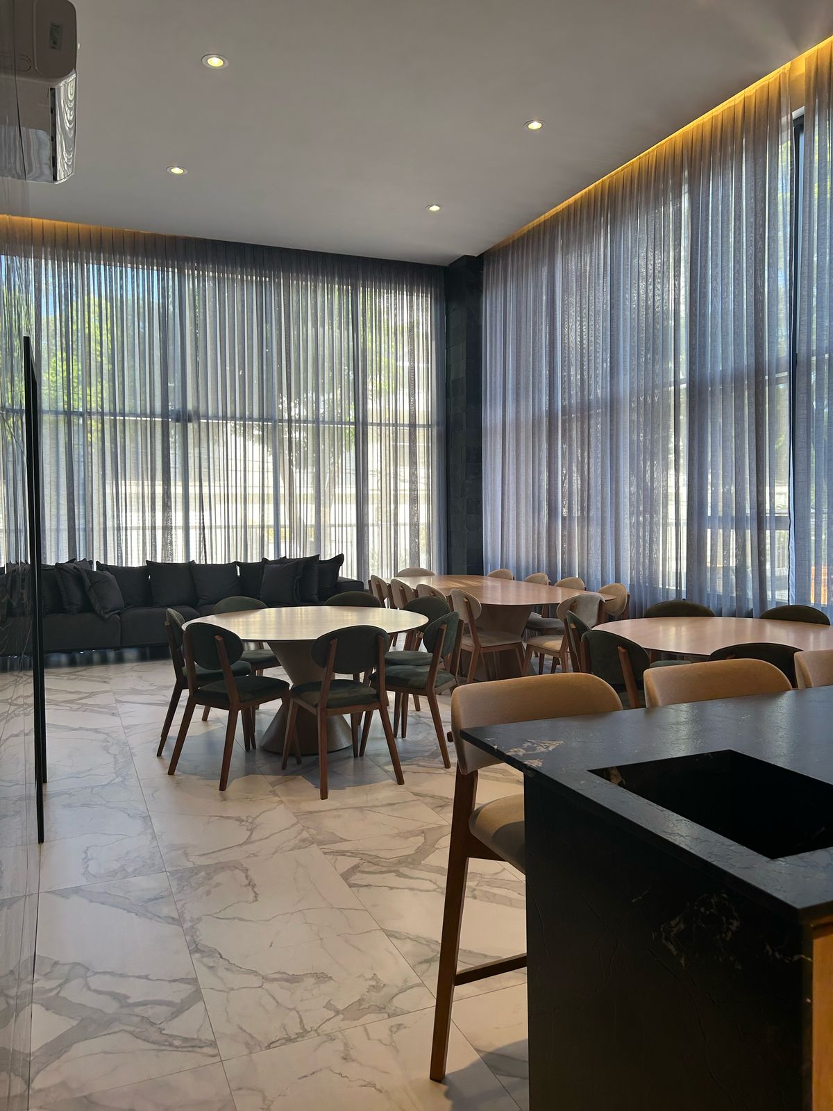 APARTAMENTO 126m² A VENDA - BAIRRO ATIRADORES